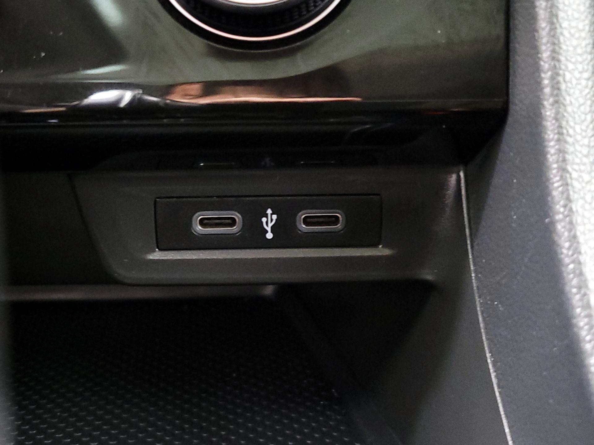 Thumbnail: 2021 Volkswagen Jetta - 18