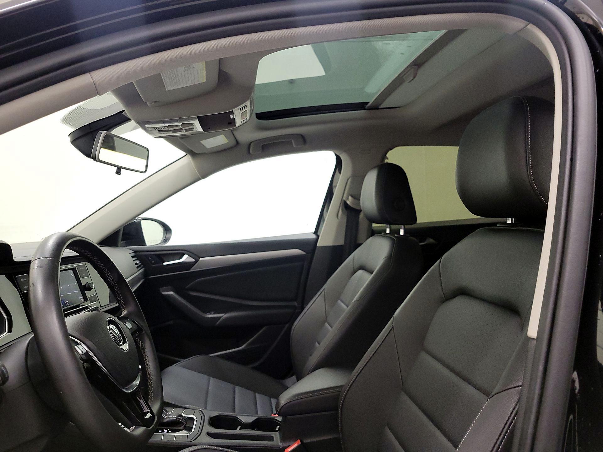 Thumbnail: 2021 Volkswagen Jetta - 19