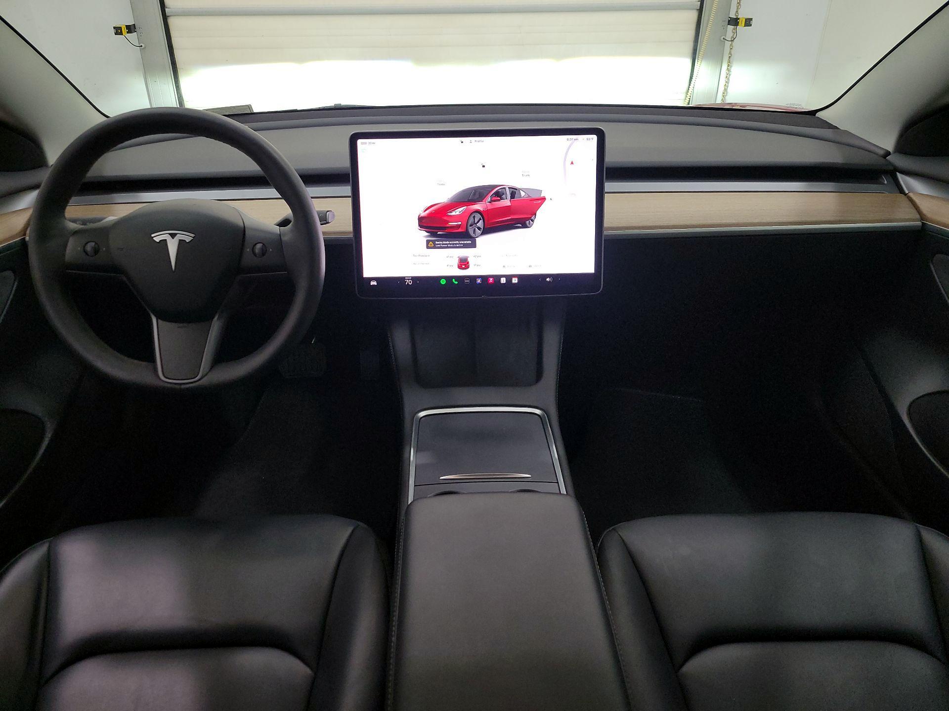 Thumbnail: 2023 Tesla Model 3 - 9