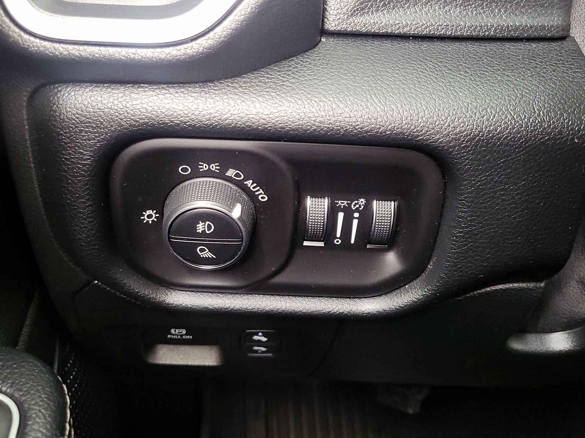 Thumbnail: 2022 RAM 1500 - 13