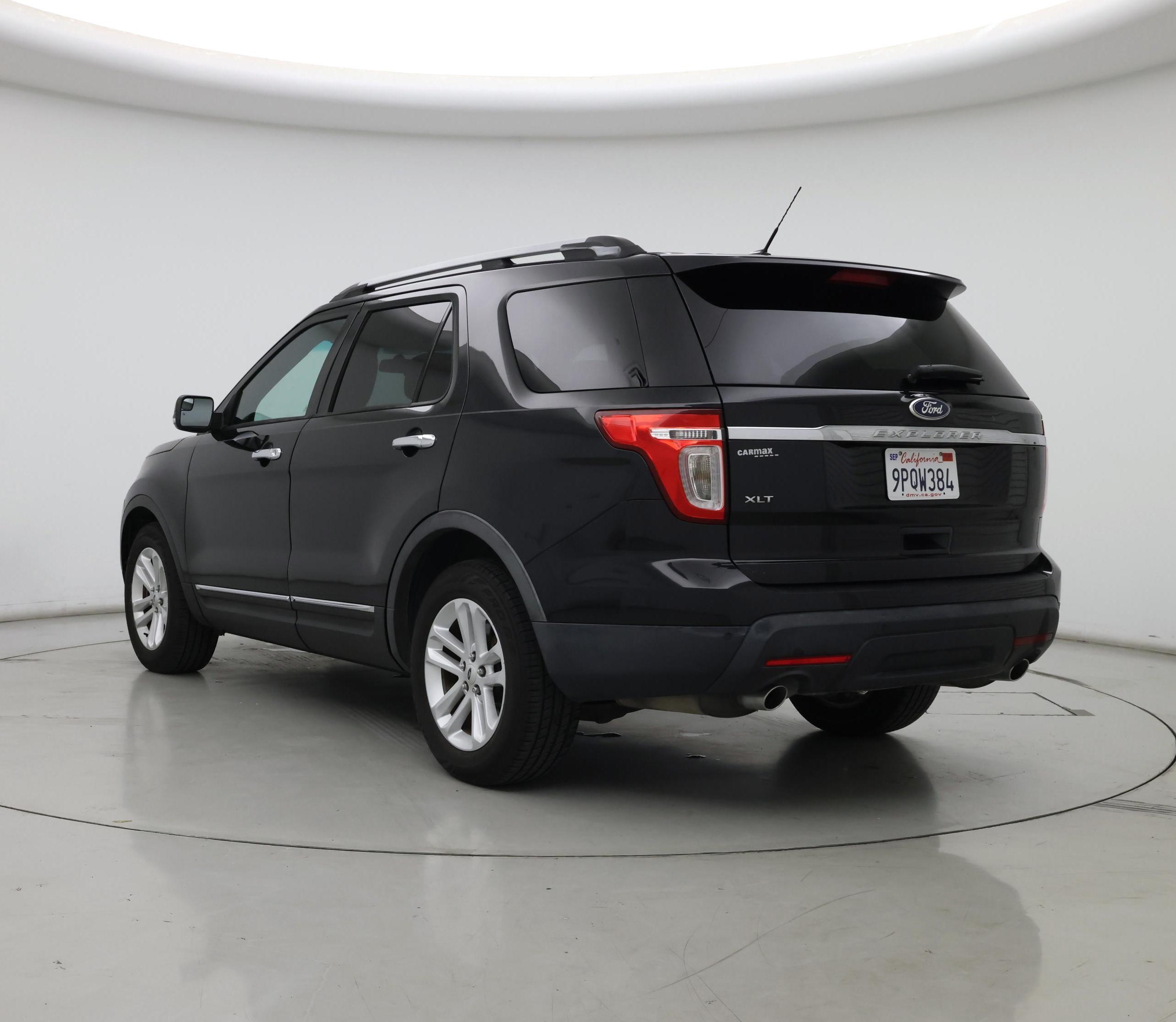 Thumbnail: 2015 Ford Explorer - 2
