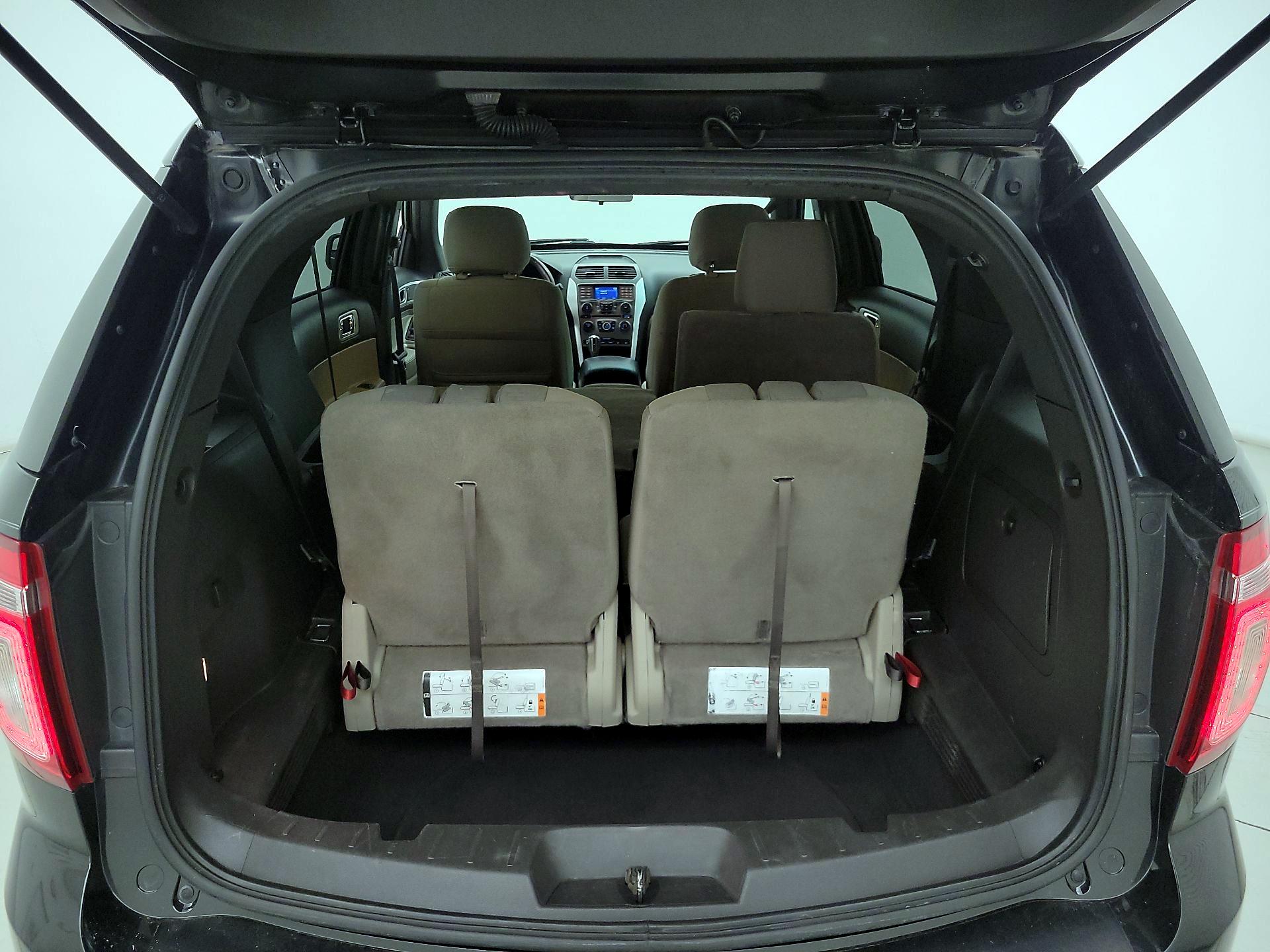 Thumbnail: 2015 Ford Explorer - 20