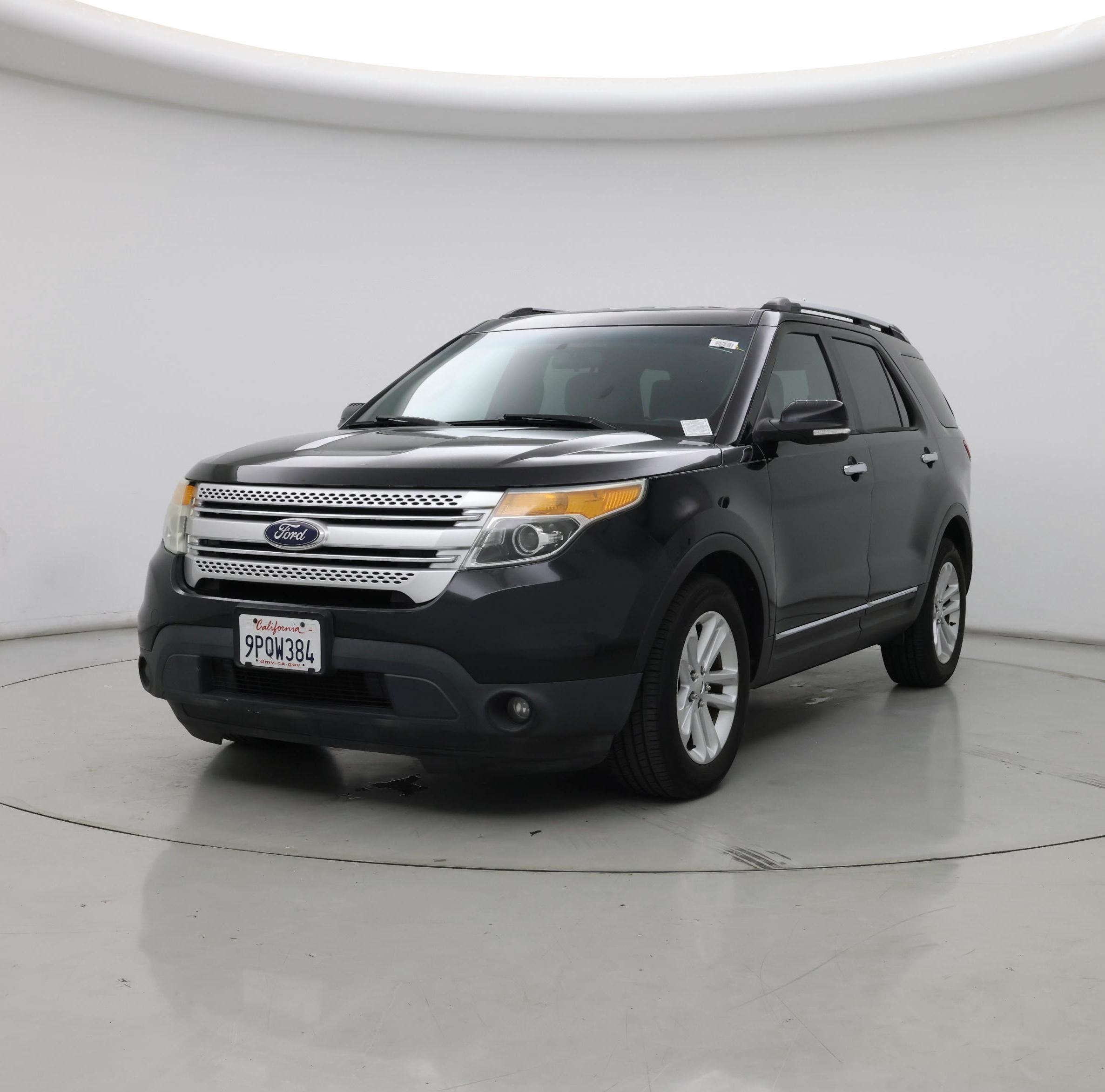 Thumbnail: 2015 Ford Explorer - 4