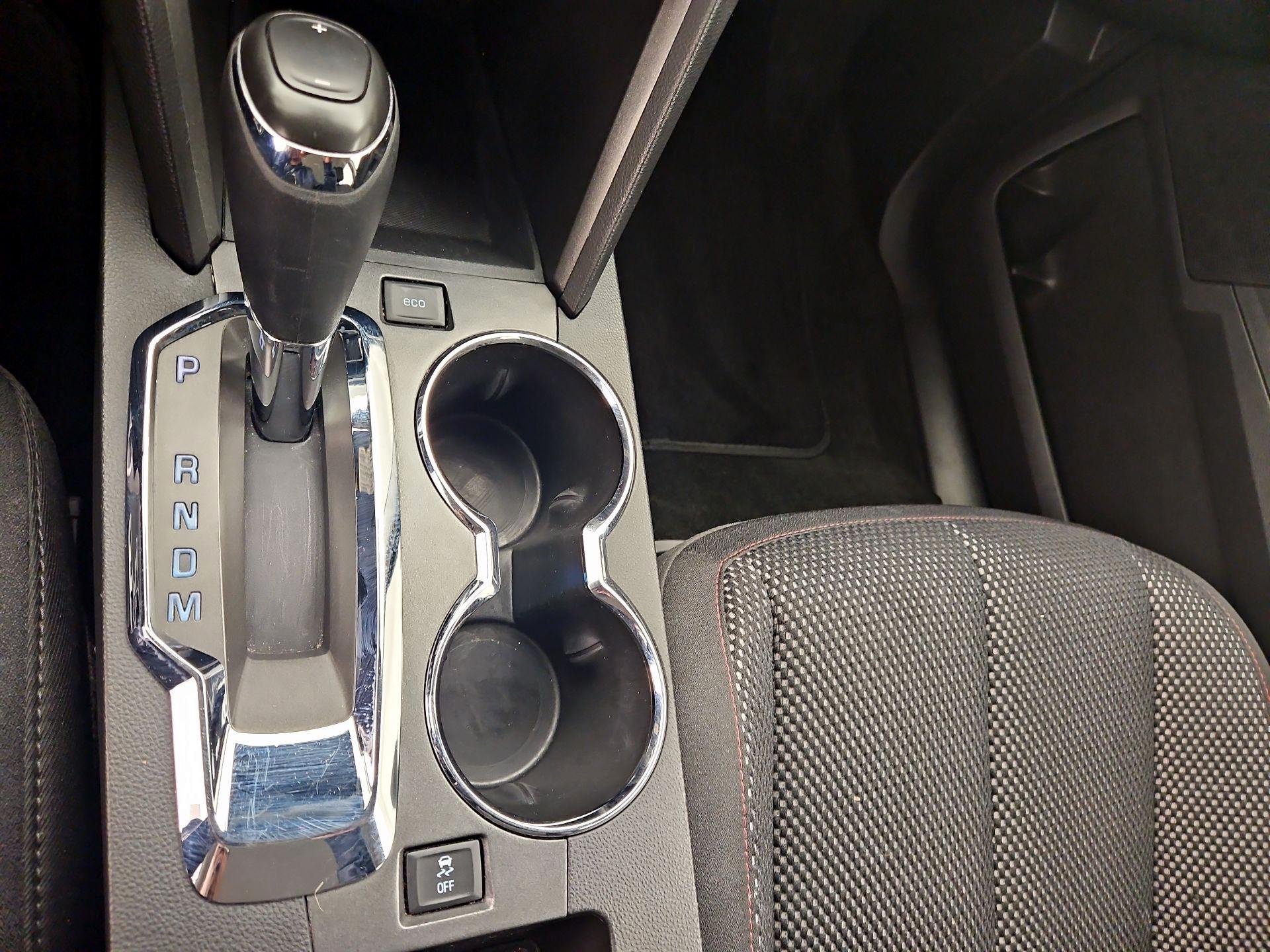 Thumbnail: 2017 Chevrolet Equinox - 17