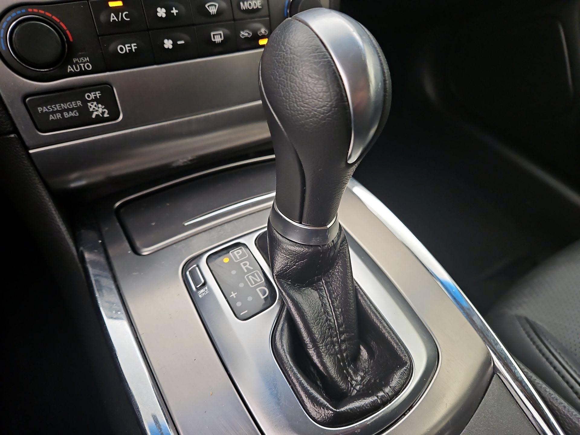 Thumbnail: 2015 INFINITI  - 17