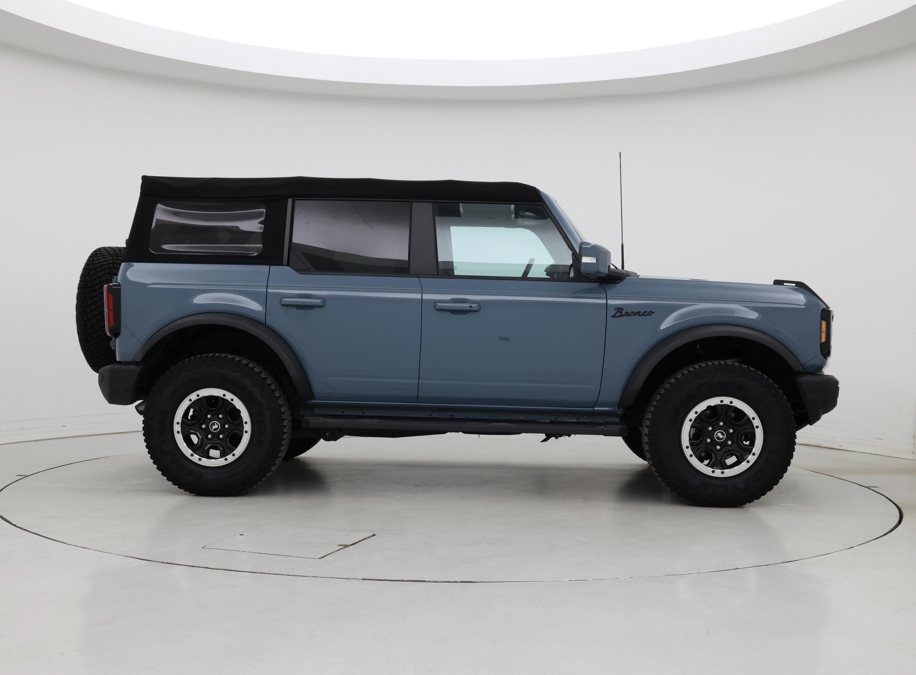 Thumbnail: 2022 Ford Bronco - 7