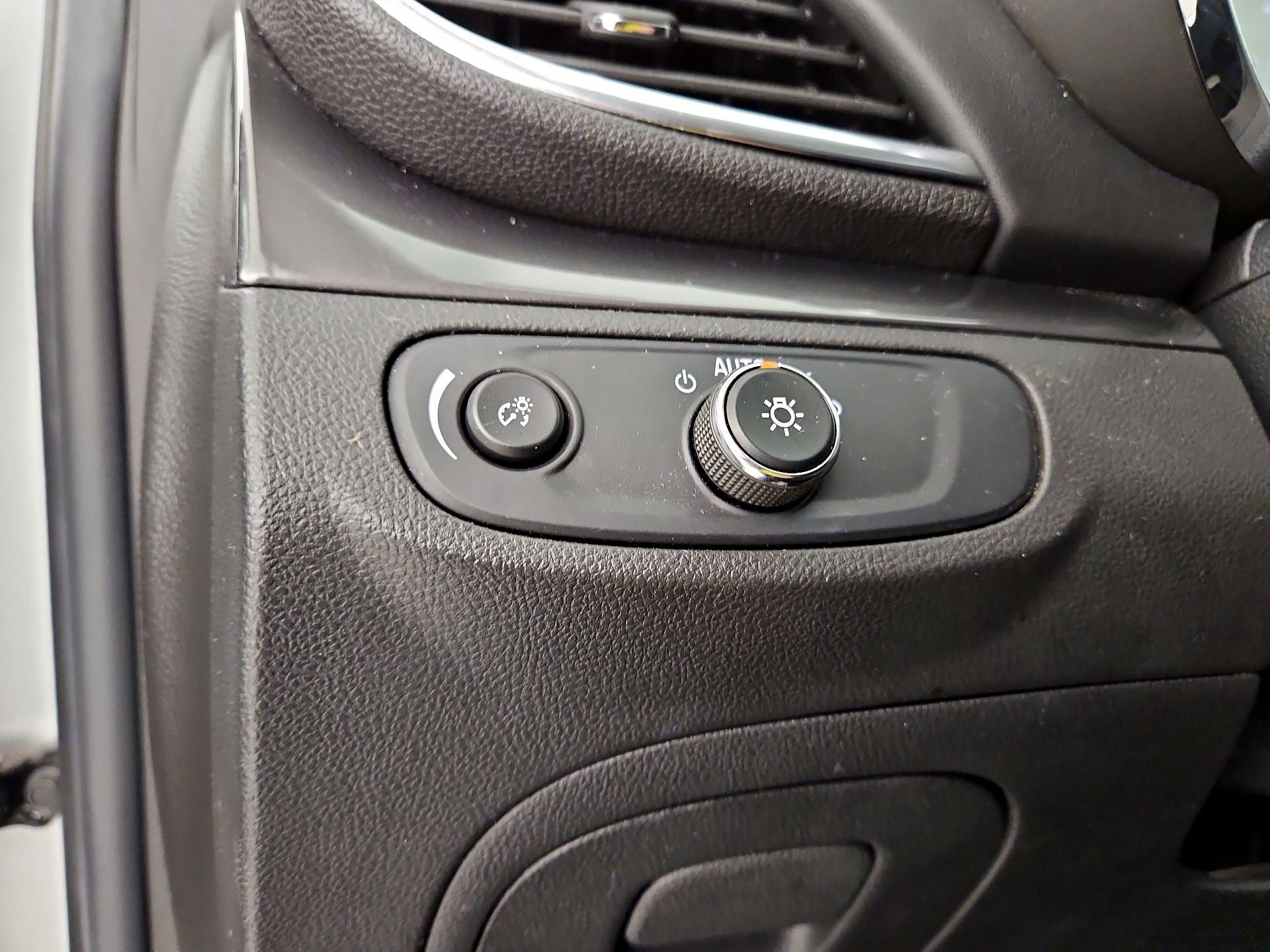 Thumbnail: 2017 Buick Encore - 13