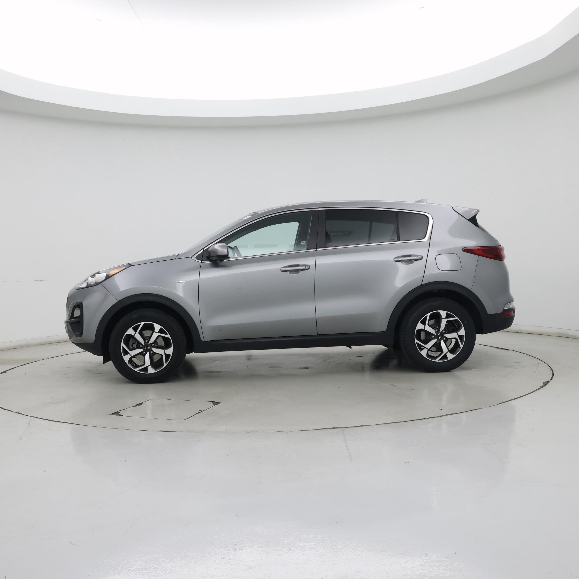 Thumbnail: 2020 Kia Sportage - 3
