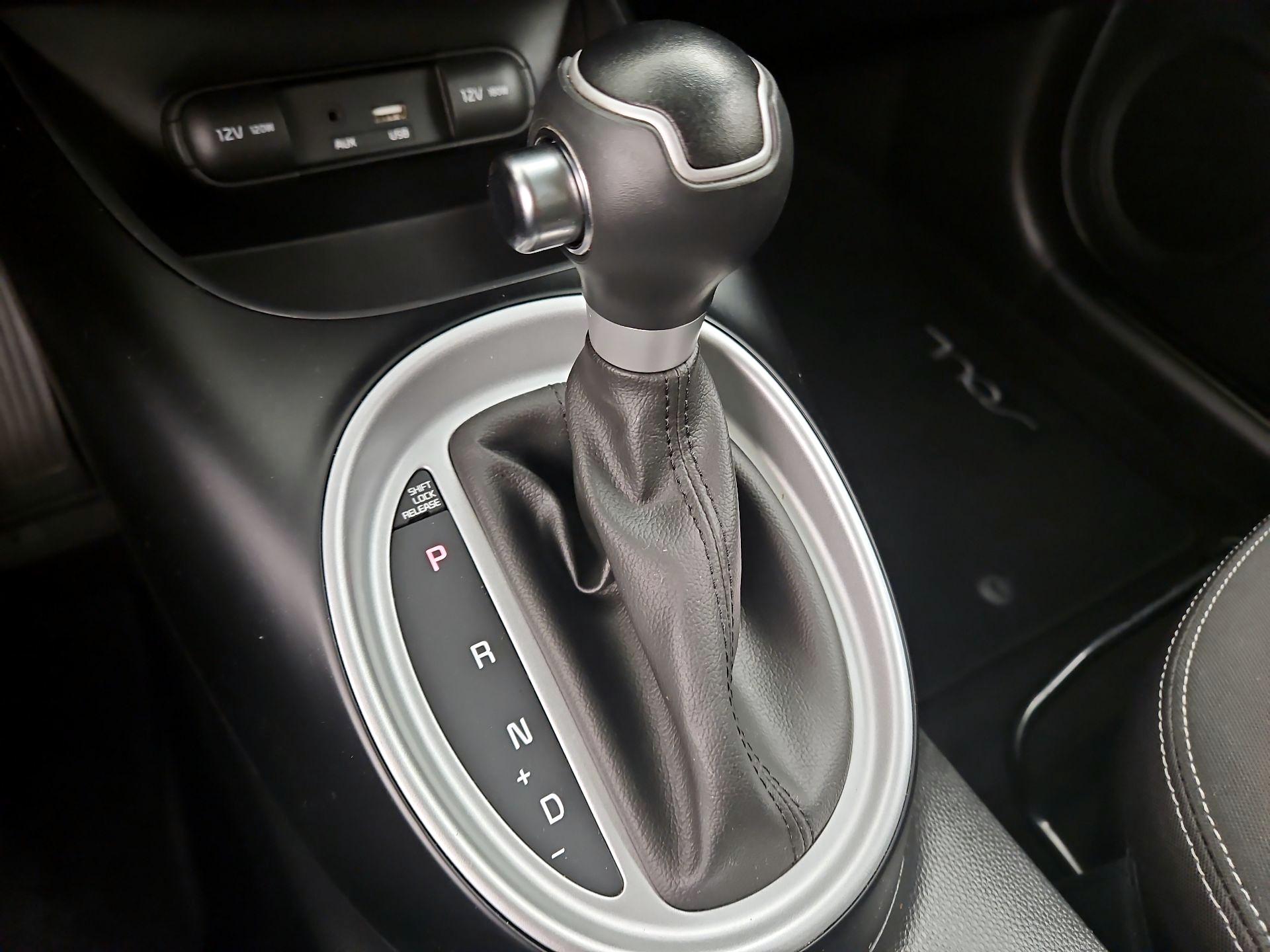 Thumbnail: 2016 Kia Soul - 16