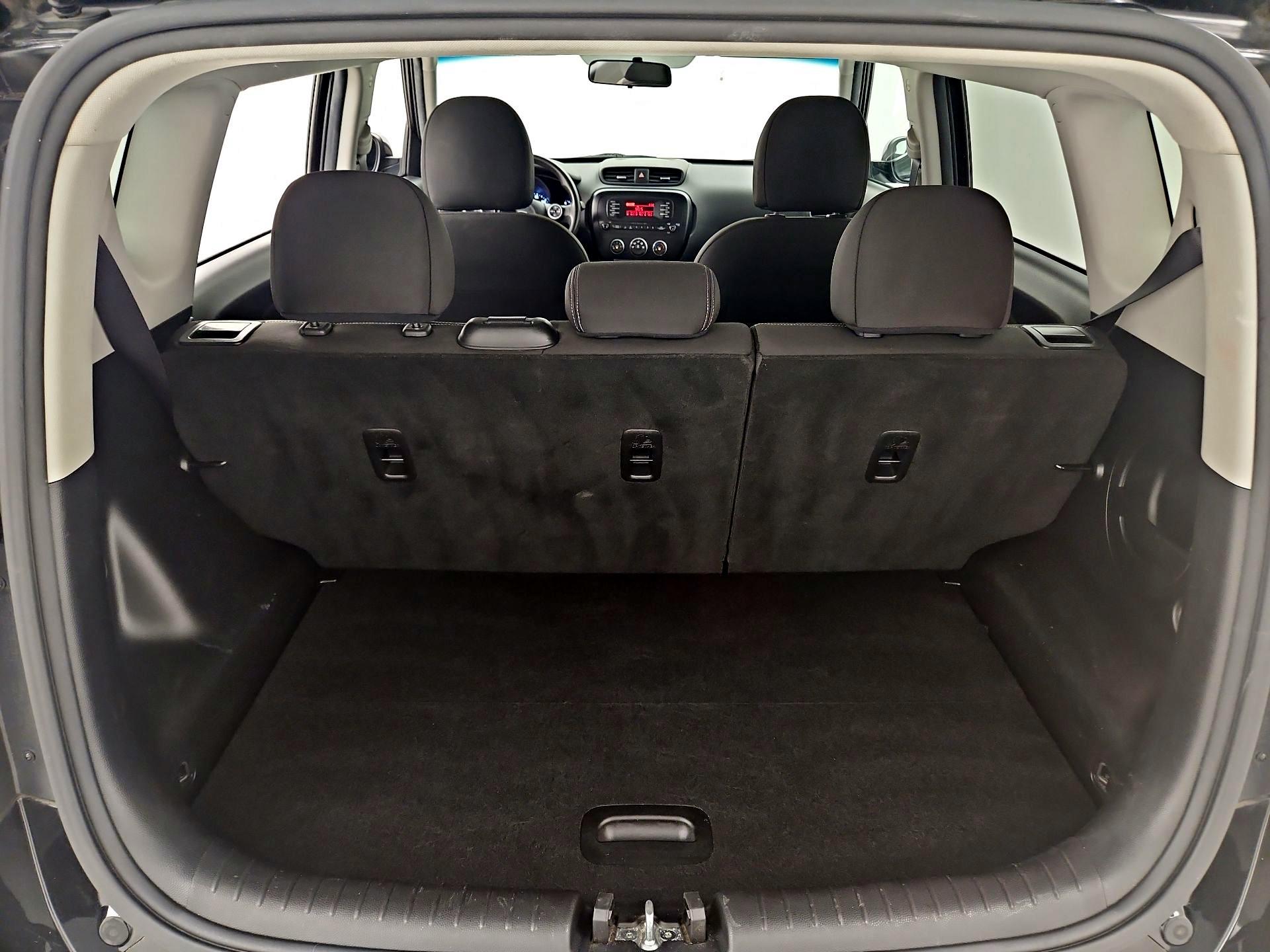 Thumbnail: 2016 Kia Soul - 19