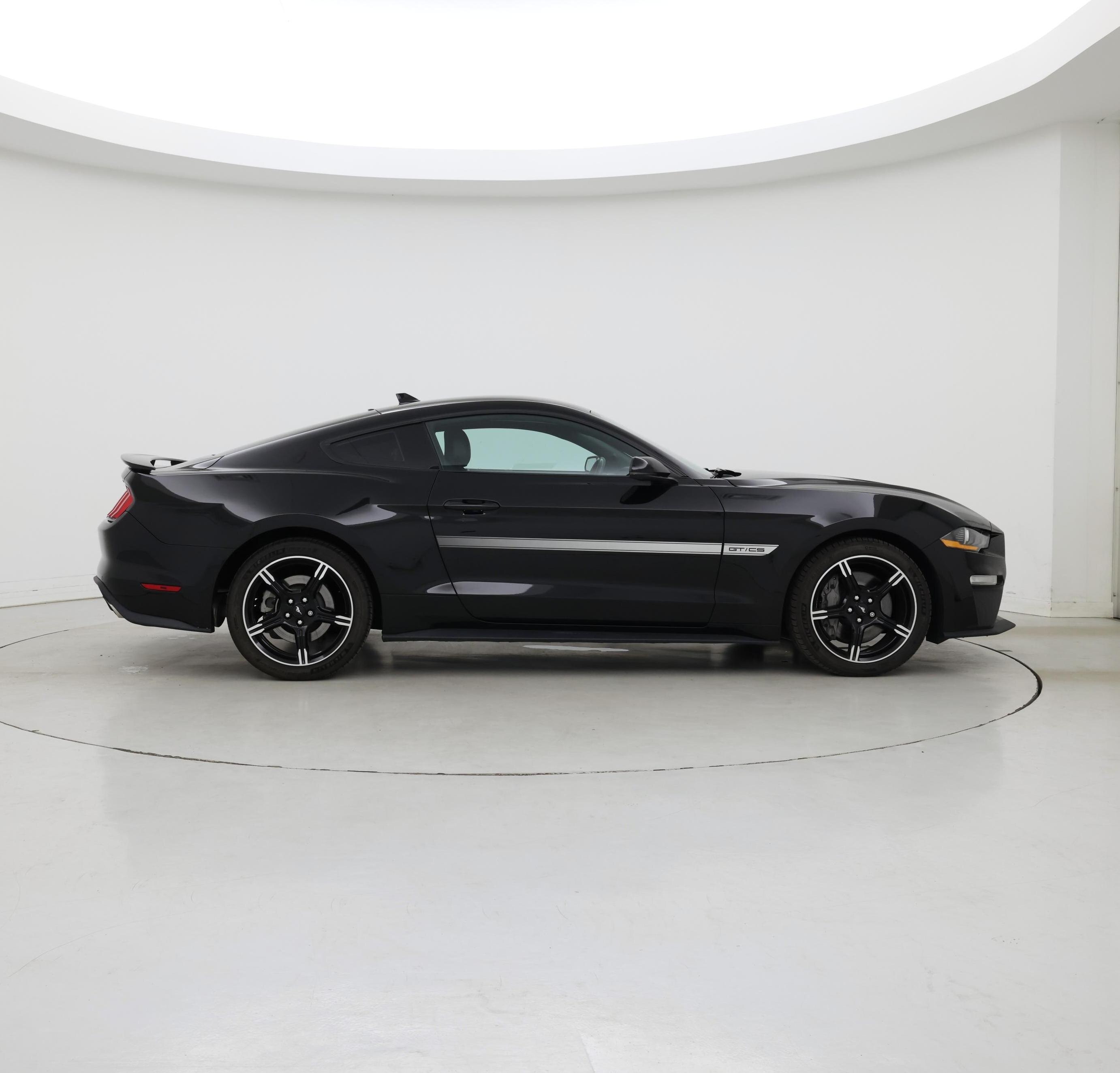 Thumbnail: 2021 Ford Mustang - 7