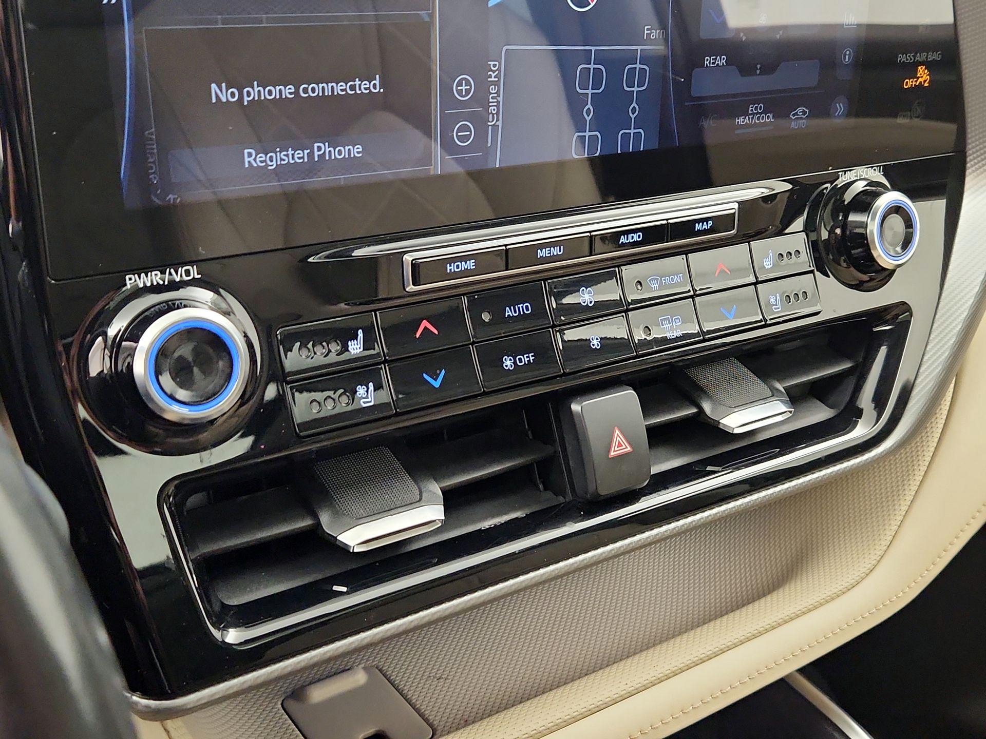 Thumbnail: 2021 Toyota Highlander - 17