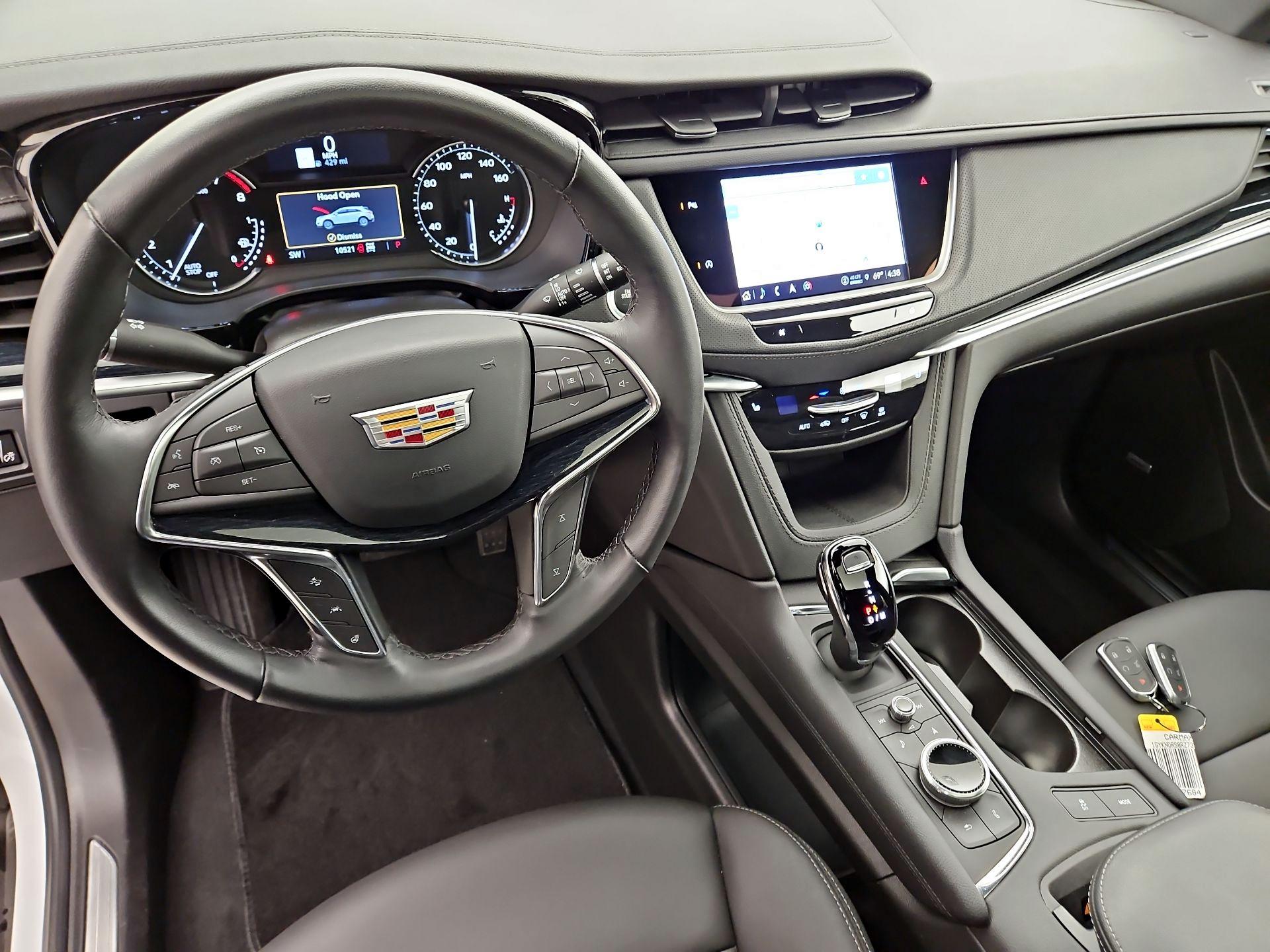 Thumbnail: 2024 Cadillac XT5 - 9