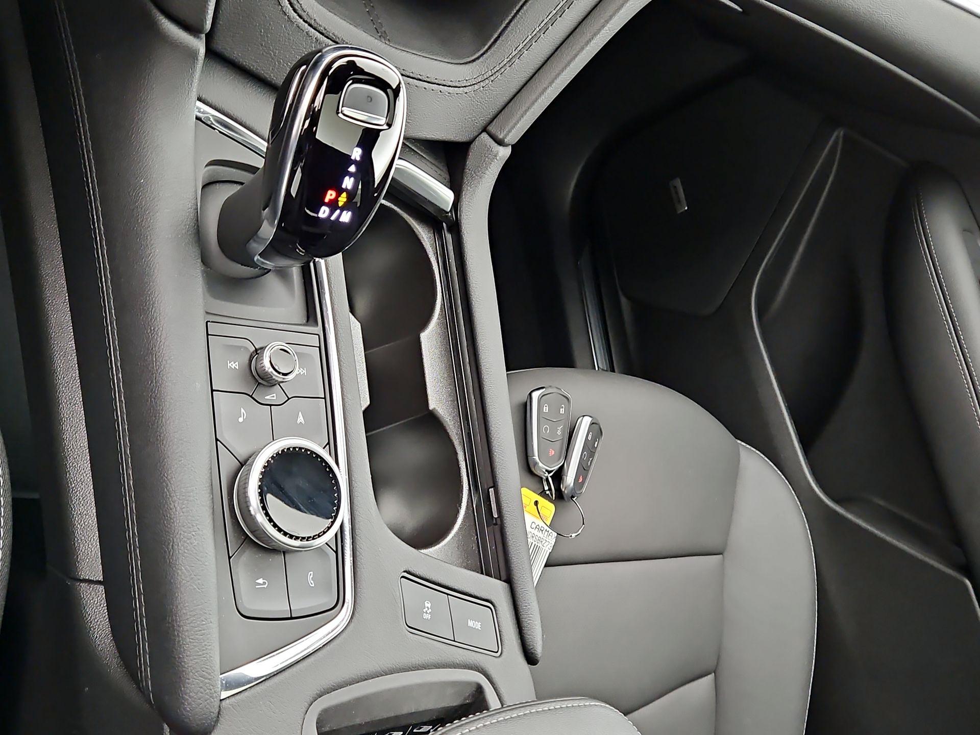 Thumbnail: 2024 Cadillac XT5 - 18