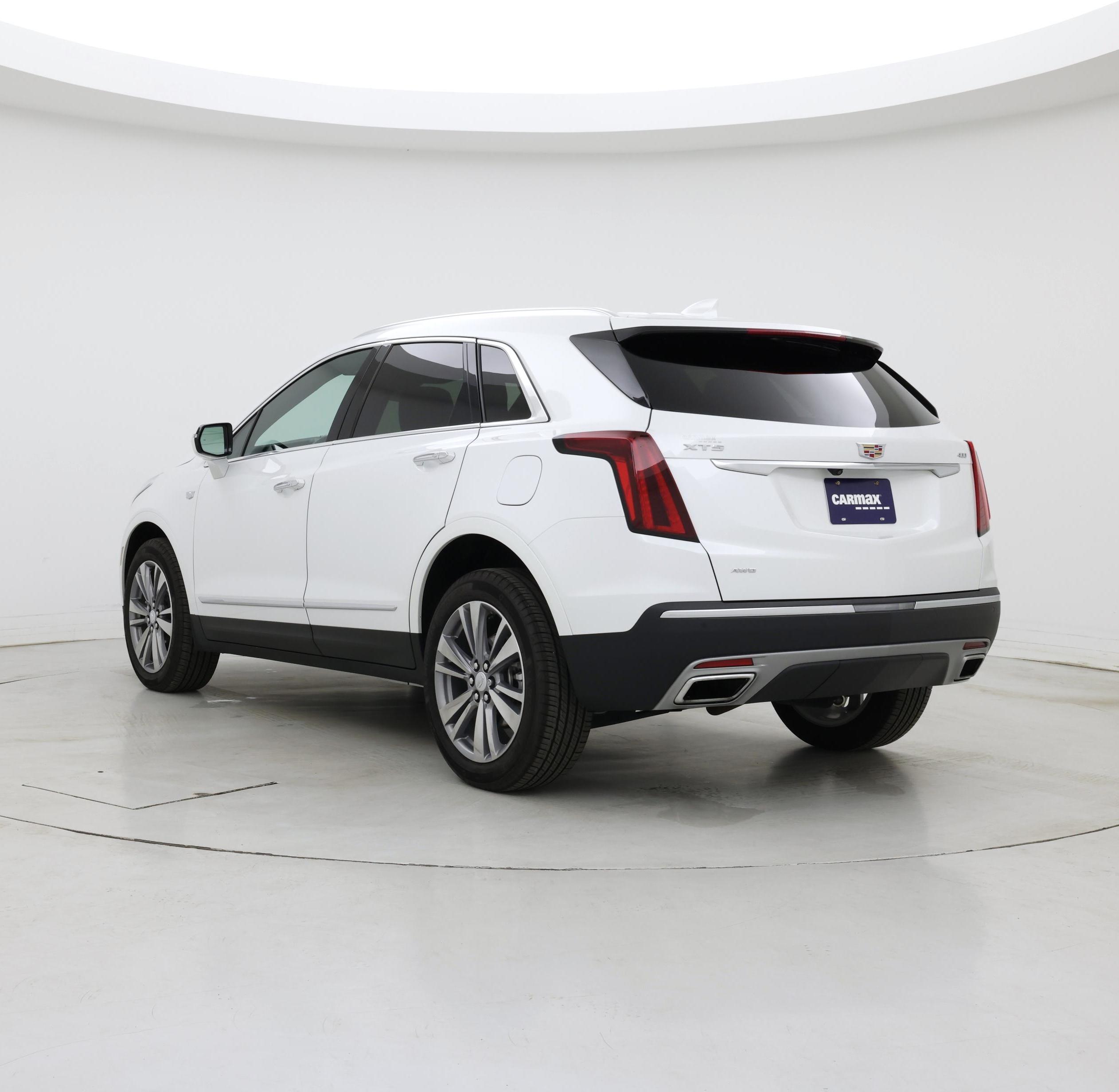 Thumbnail: 2024 Cadillac XT5 - 2