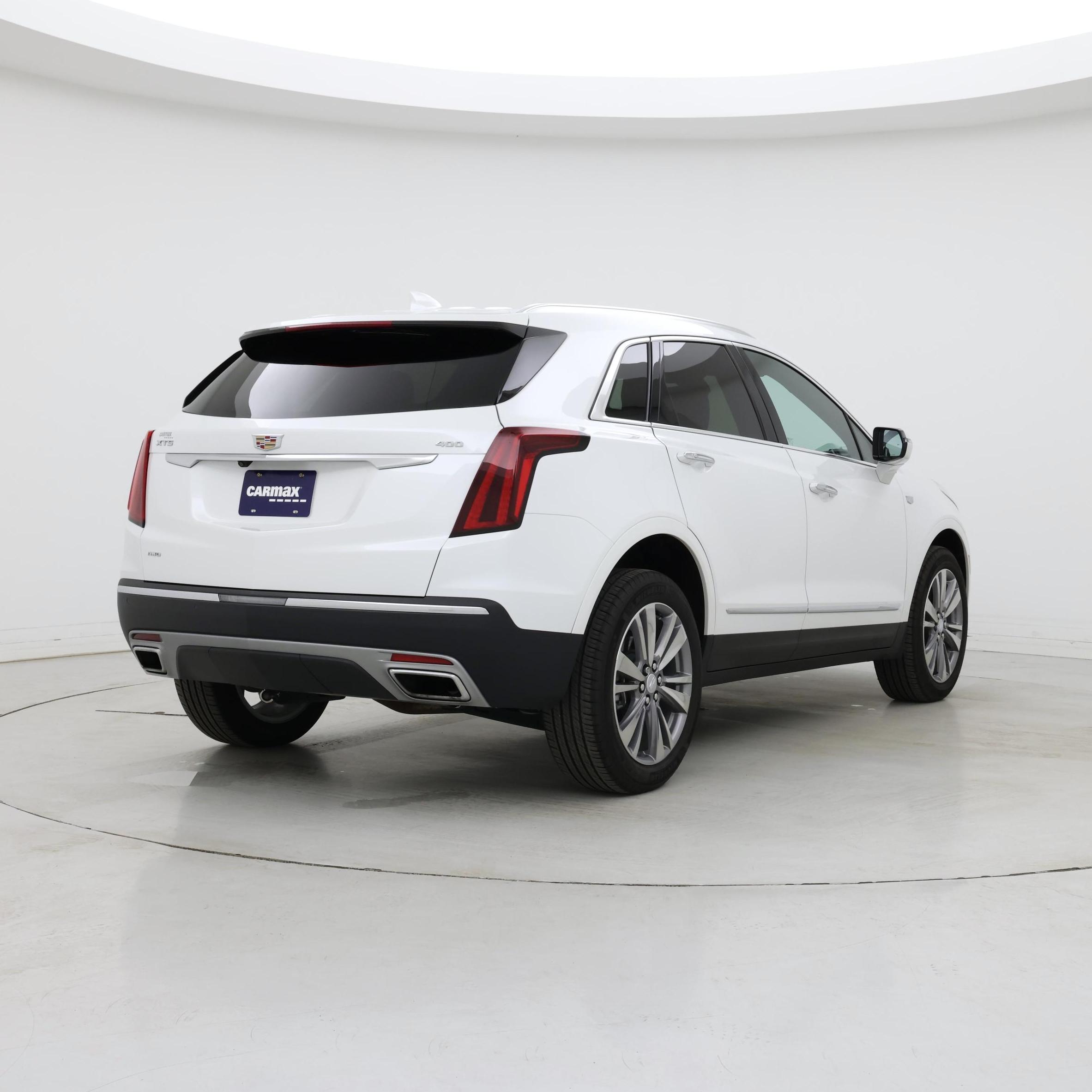 Thumbnail: 2024 Cadillac XT5 - 8