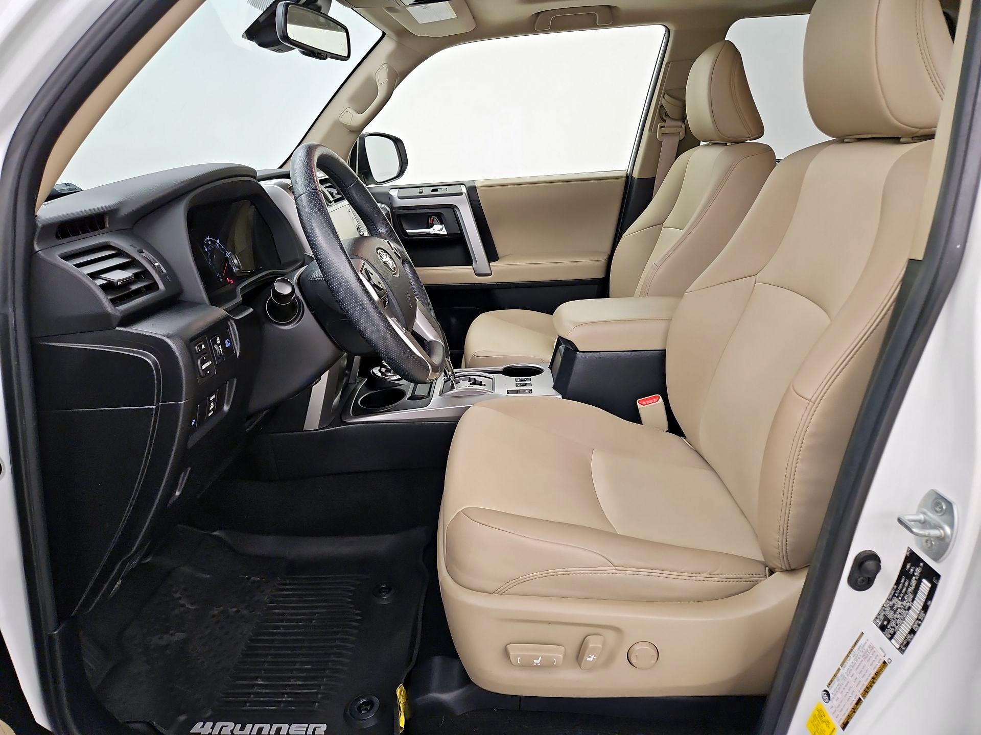 Thumbnail: 2020 Toyota 4Runner - 11