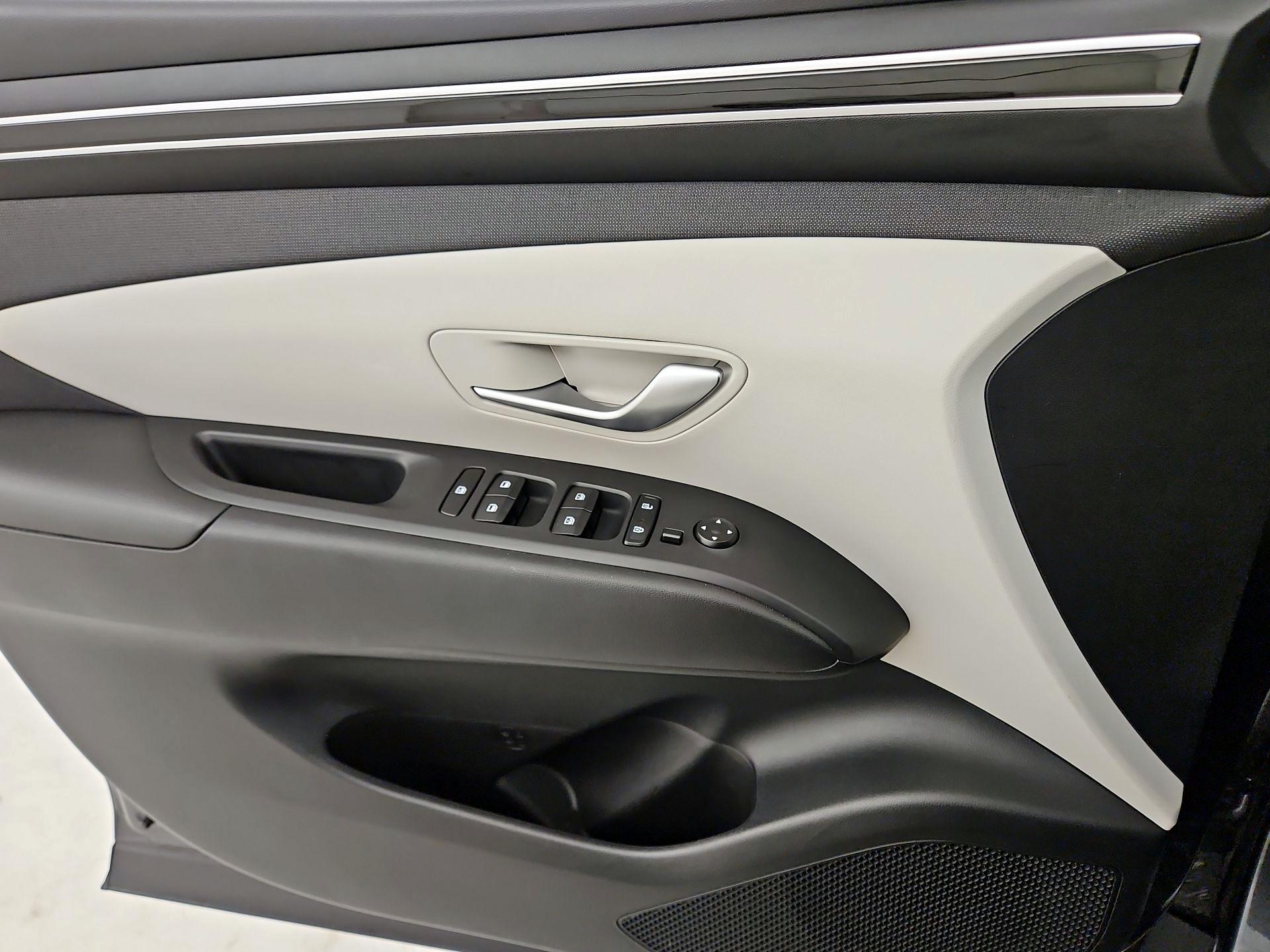 Thumbnail: 2023 Hyundai Tucson - 12