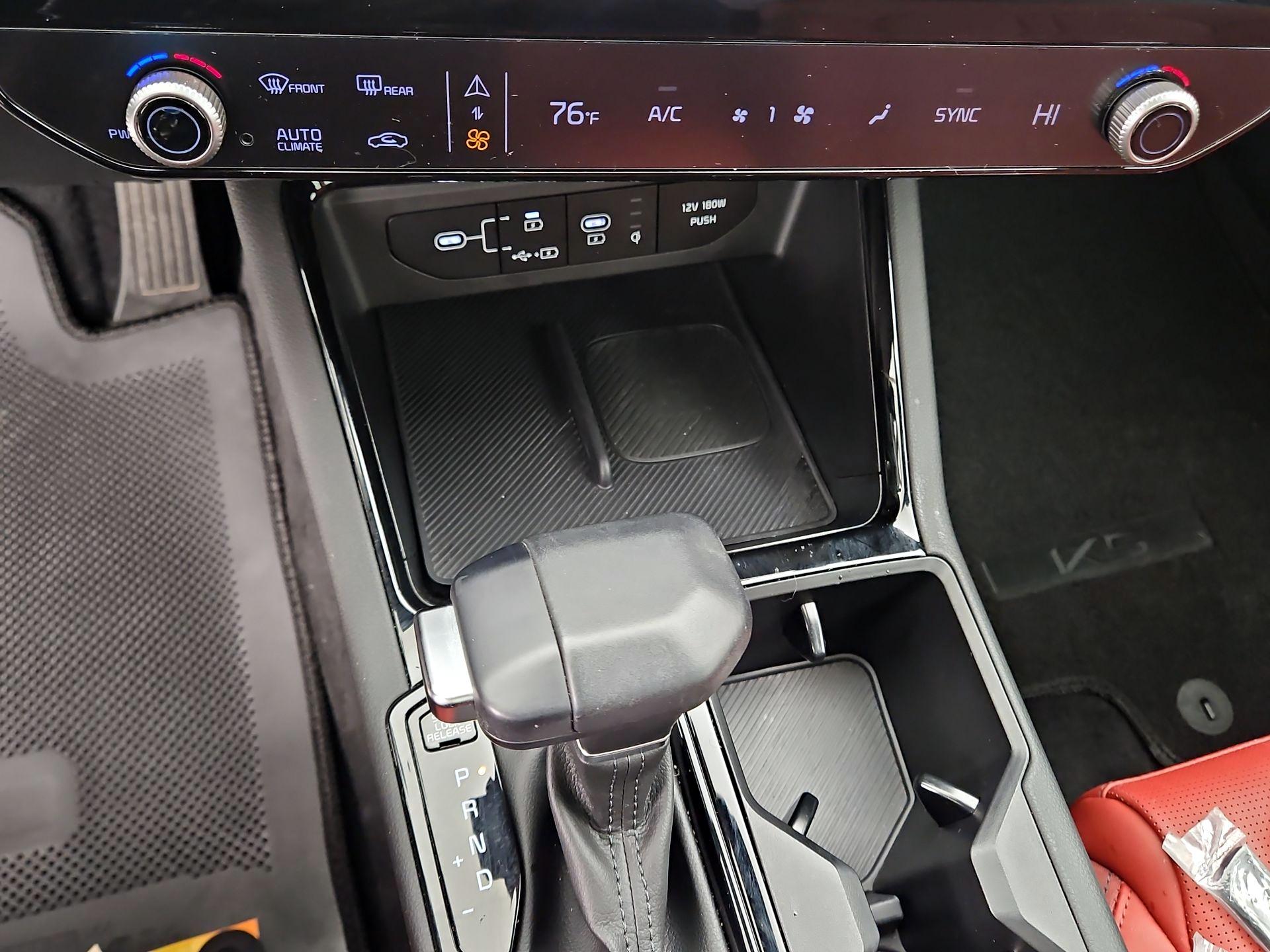 Thumbnail: 2025 Kia K5 - 17