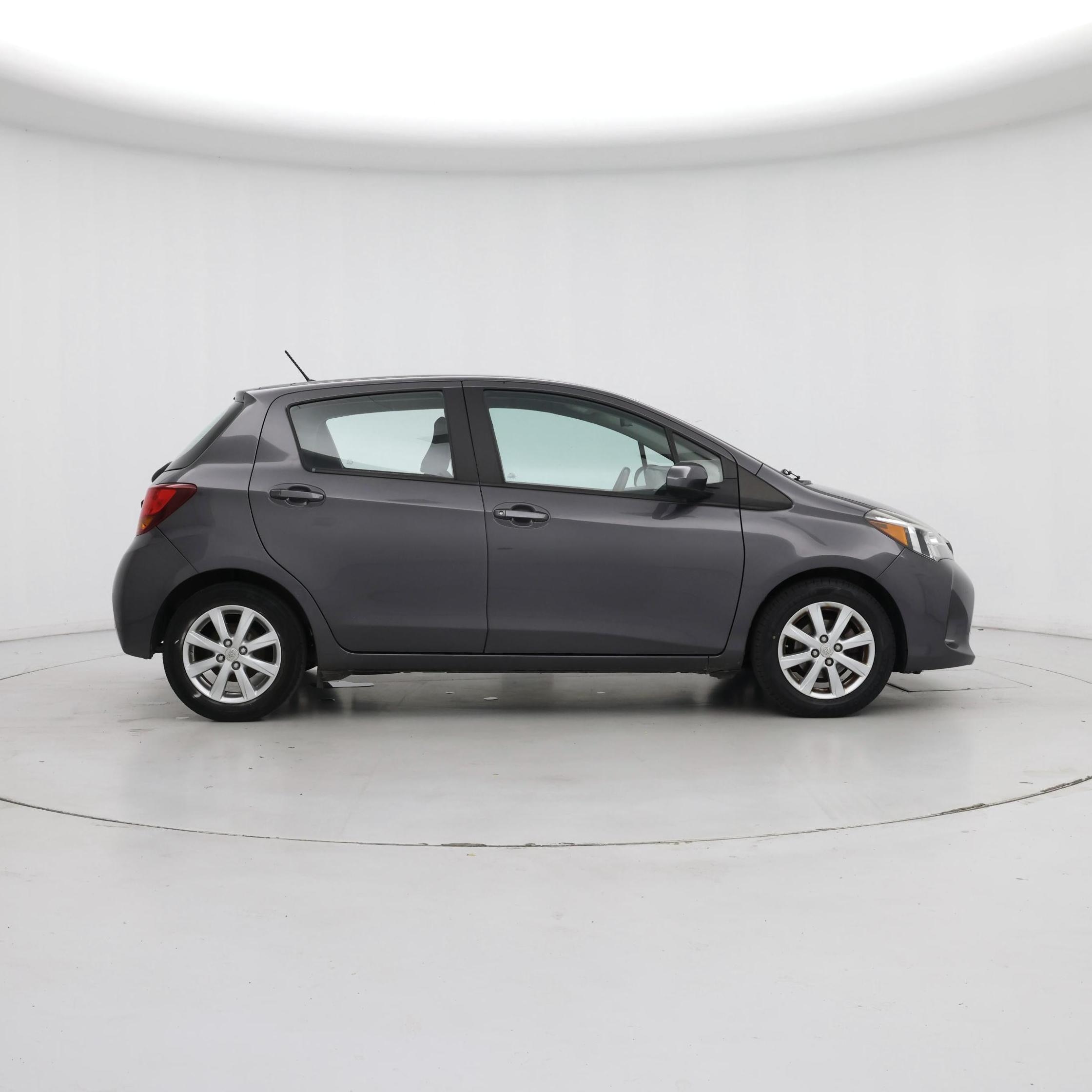Thumbnail: 2015 Toyota Yaris - 7