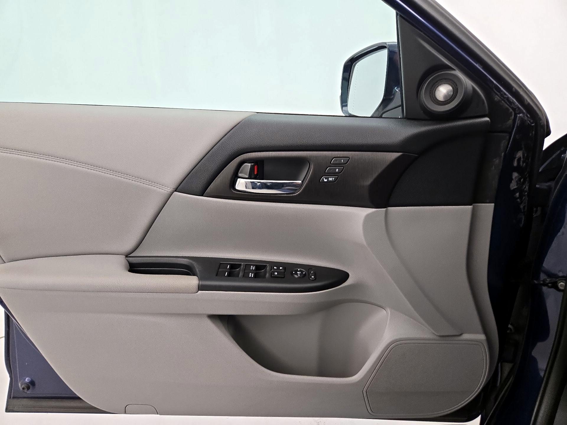 Thumbnail: 2014 Honda Accord - 12