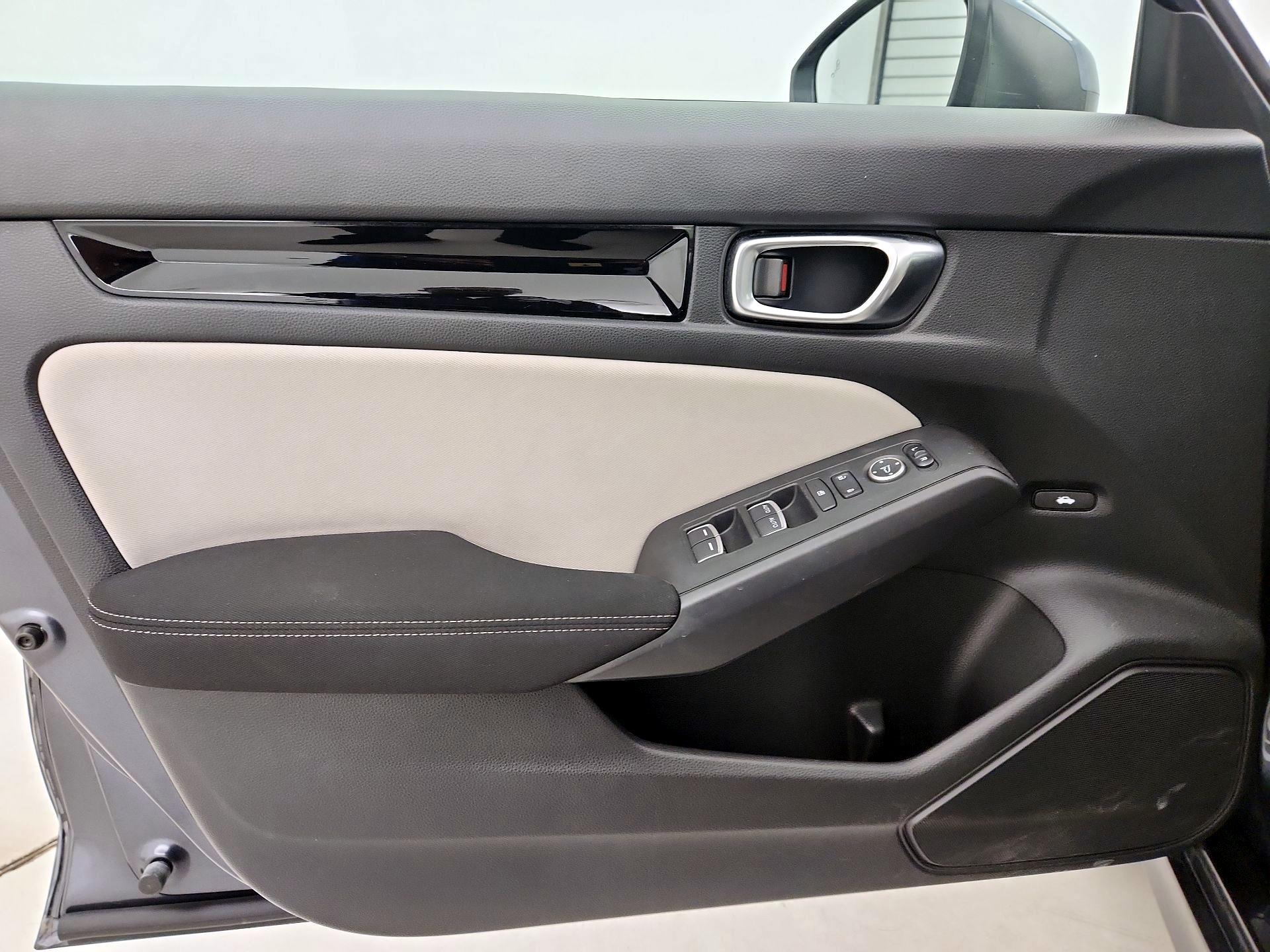 Thumbnail: 2022 Honda Civic - 12