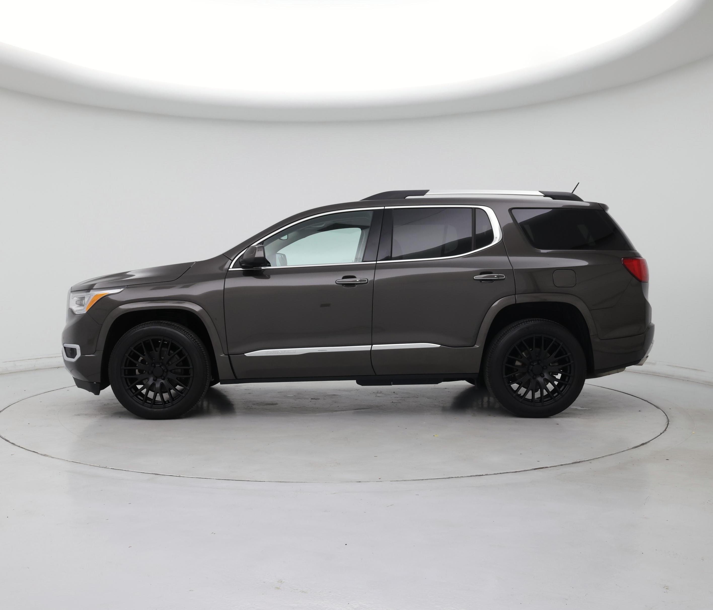 Thumbnail: 2019 GMC Acadia - 3