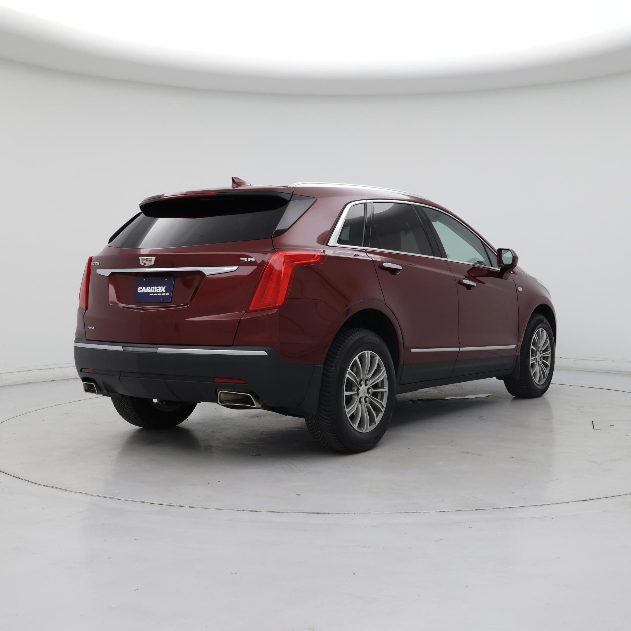 Thumbnail: 2018 Cadillac XT5 - 8