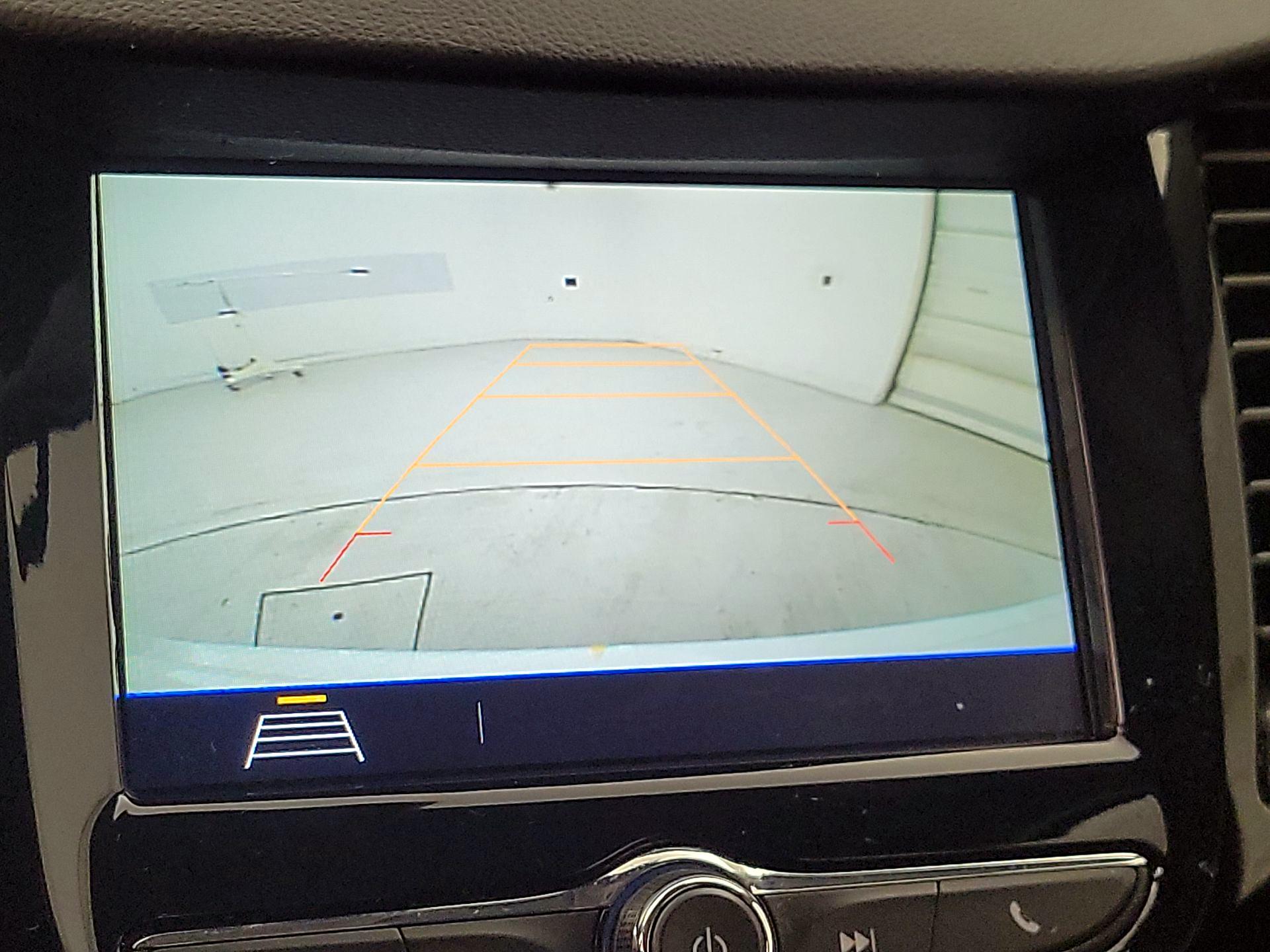 Thumbnail: 2018 Chevrolet Trax - 14