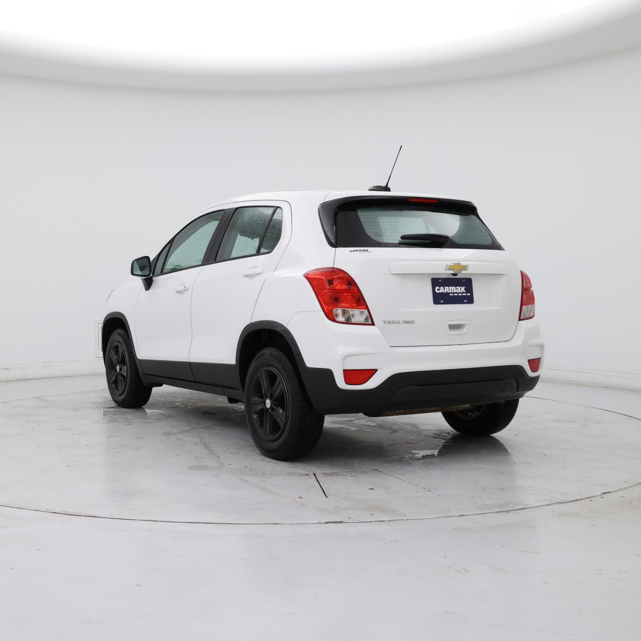 Thumbnail: 2018 Chevrolet Trax - 2