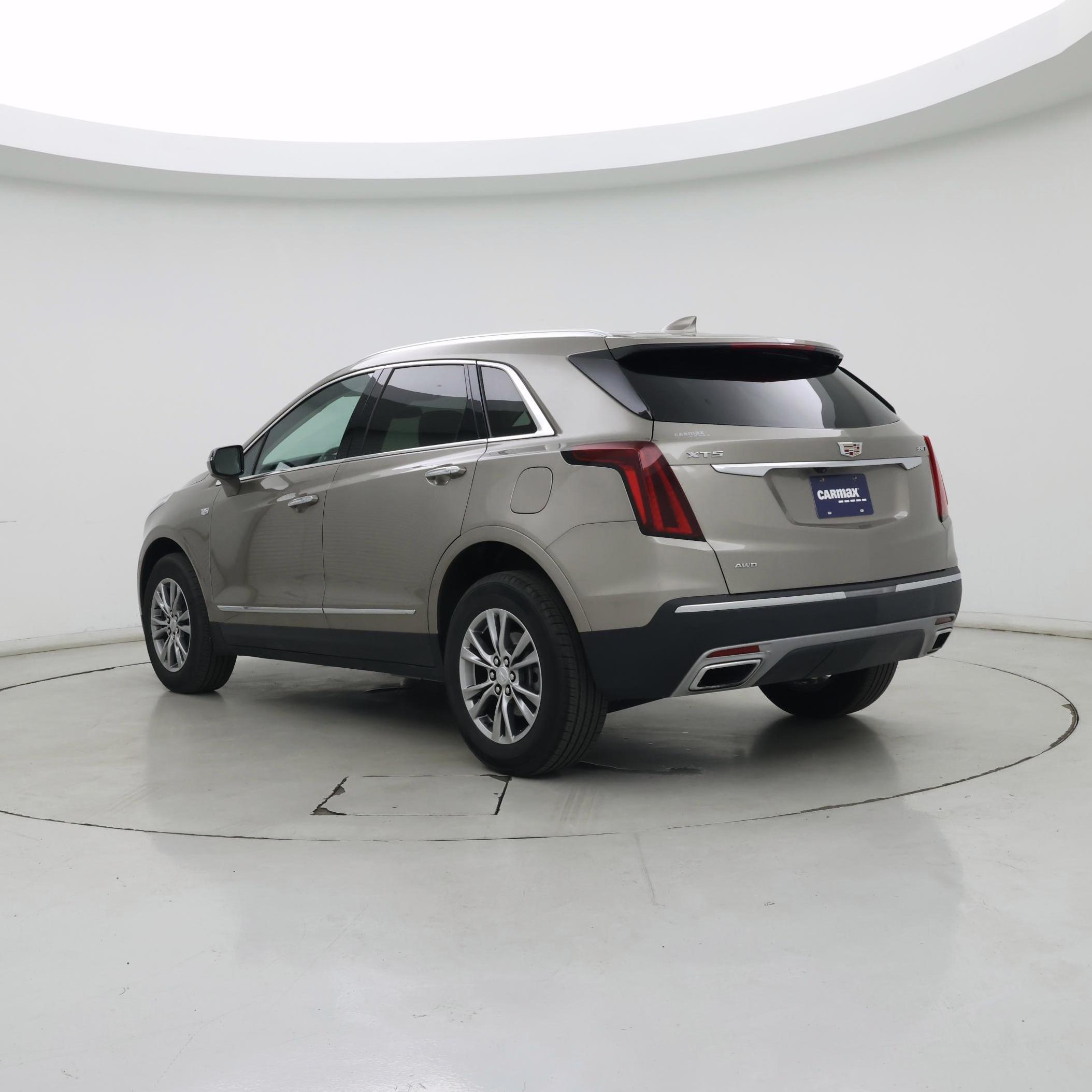 Thumbnail: 2023 Cadillac XT5 - 2