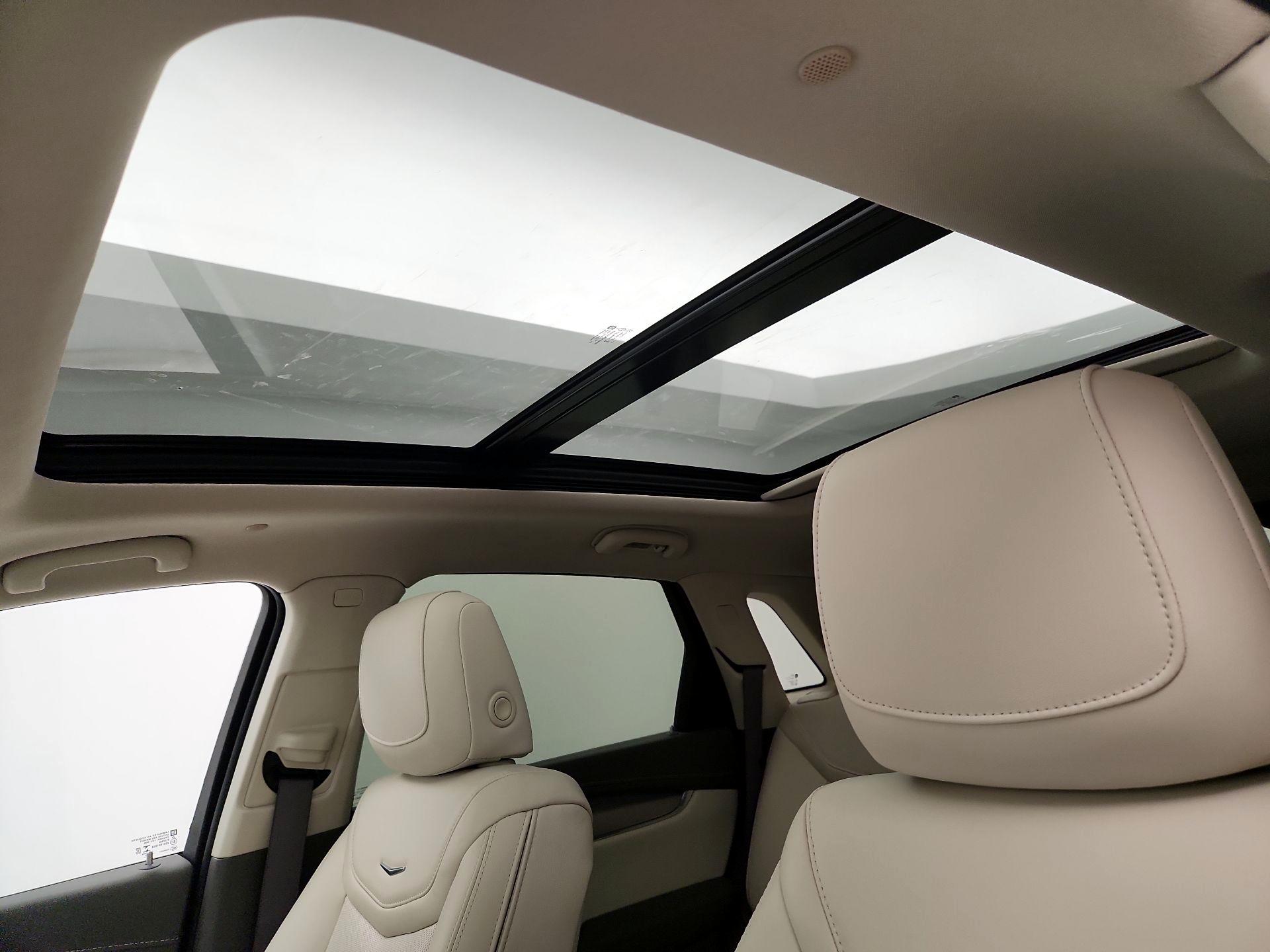 Thumbnail: 2023 Cadillac XT5 - 20