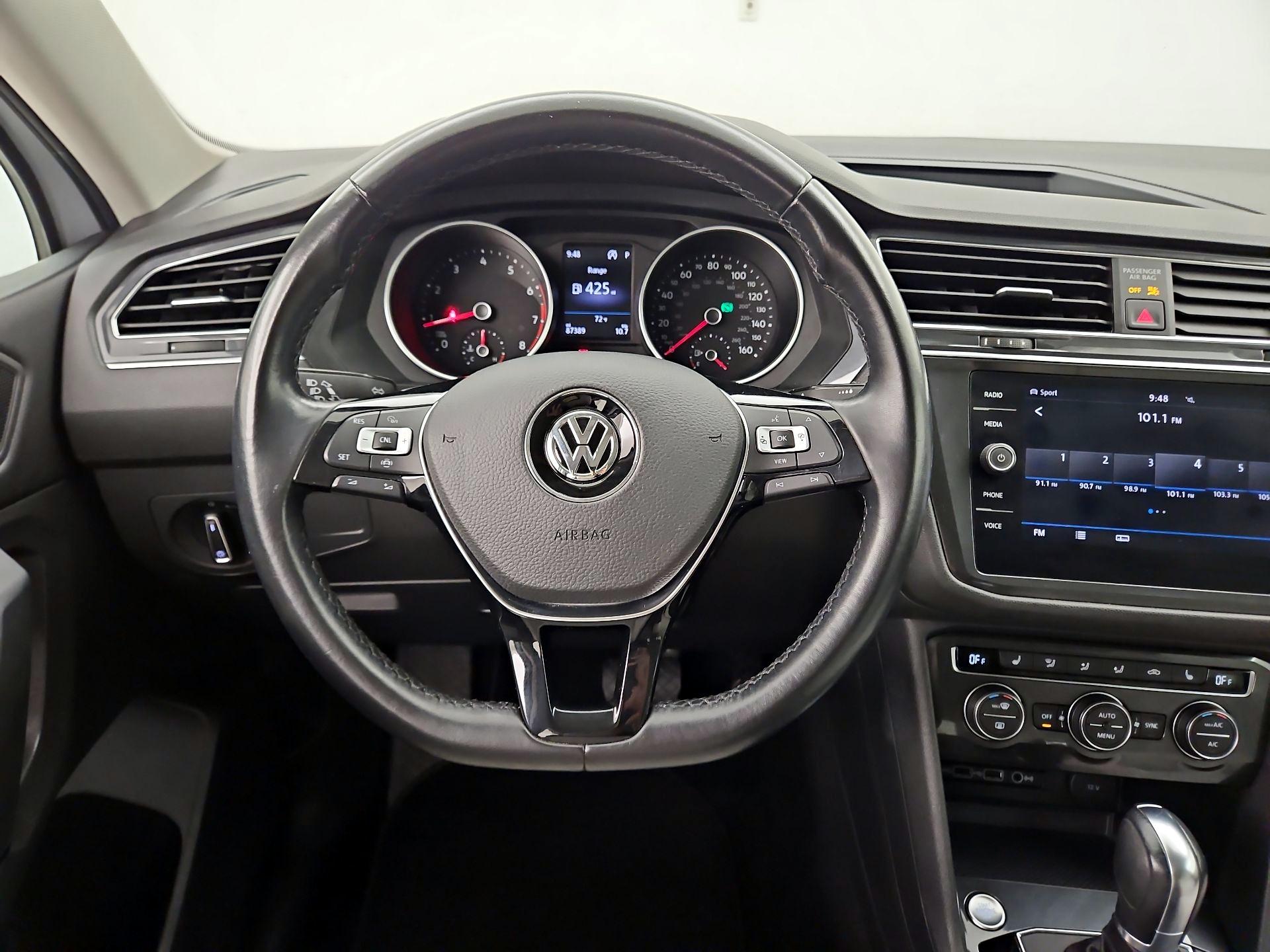 Thumbnail: 2019 Volkswagen Tiguan - 10