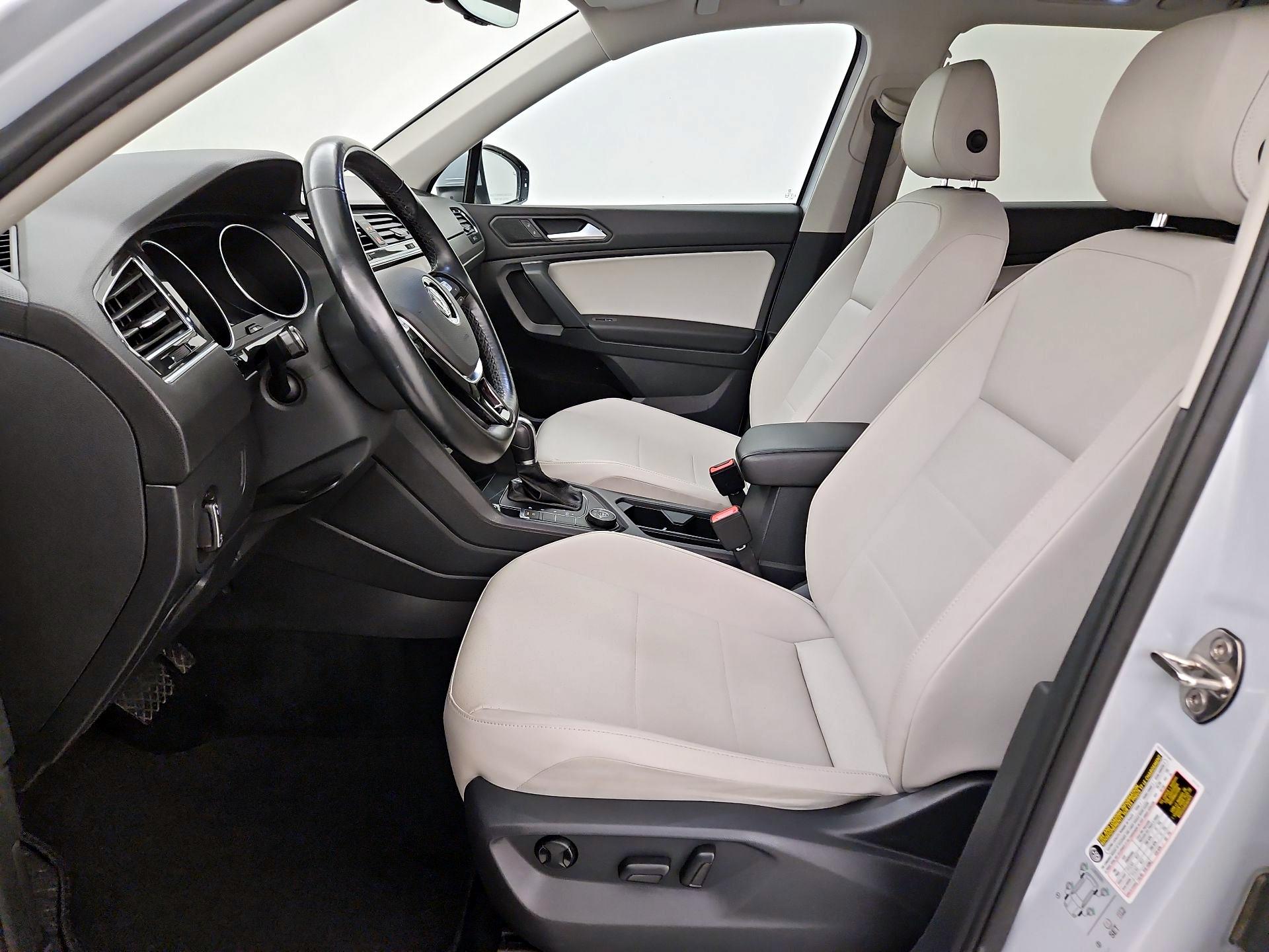 Thumbnail: 2019 Volkswagen Tiguan - 11