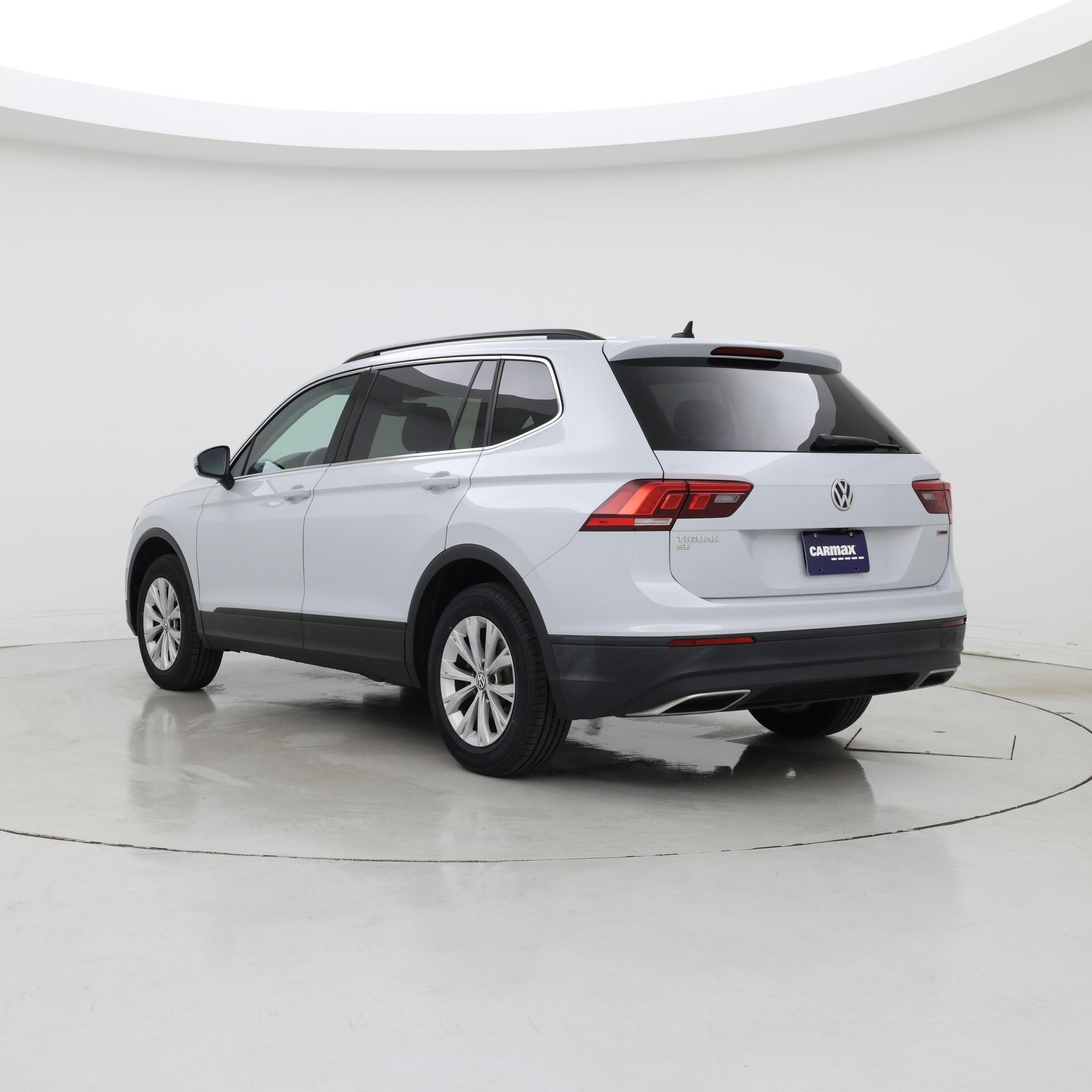 Thumbnail: 2019 Volkswagen Tiguan - 2