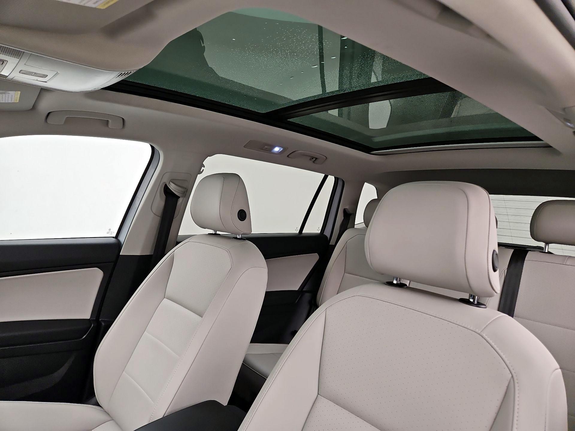 Thumbnail: 2019 Volkswagen Tiguan - 19