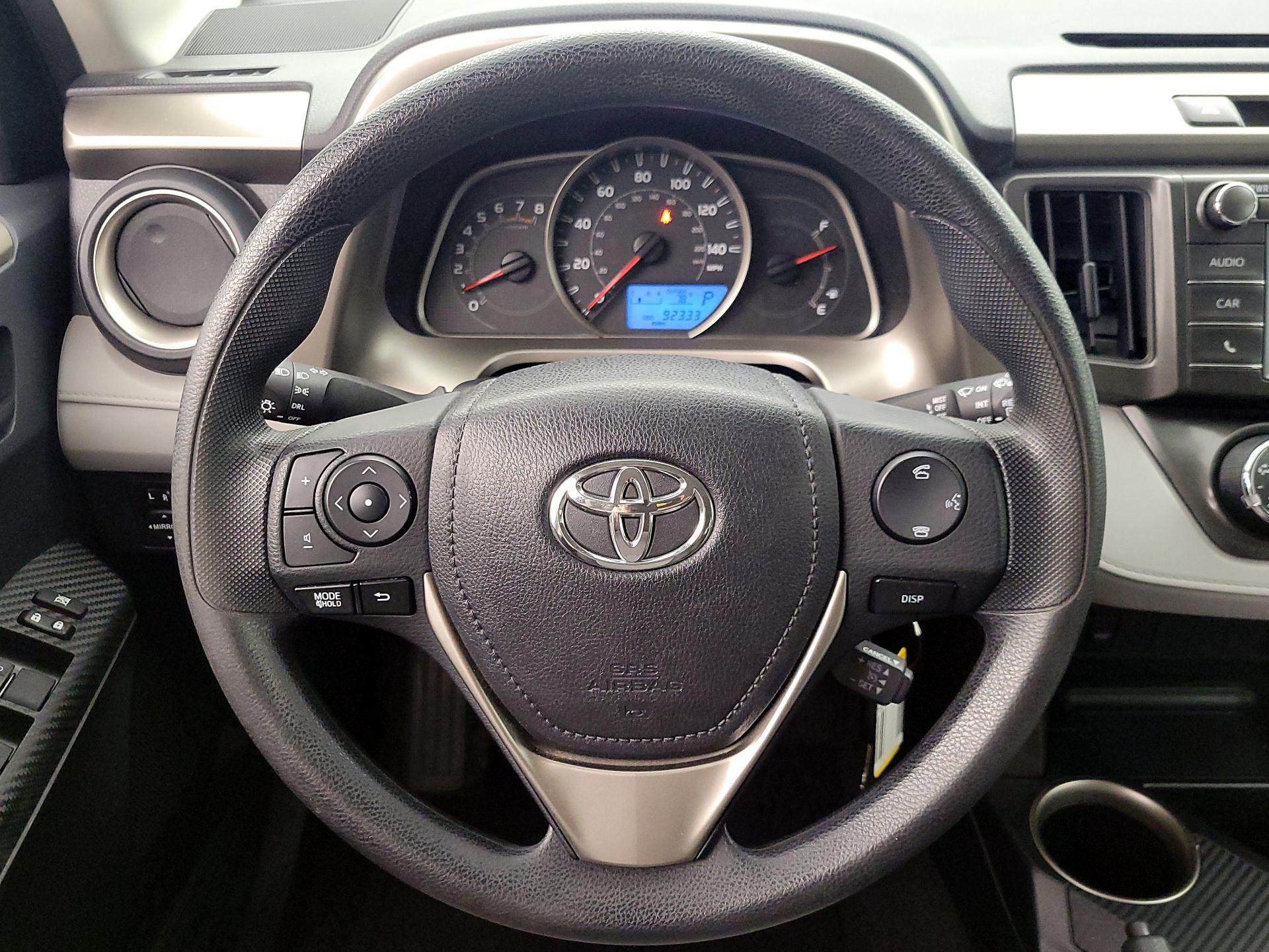 Thumbnail: 2014 Toyota RAV4 - 10