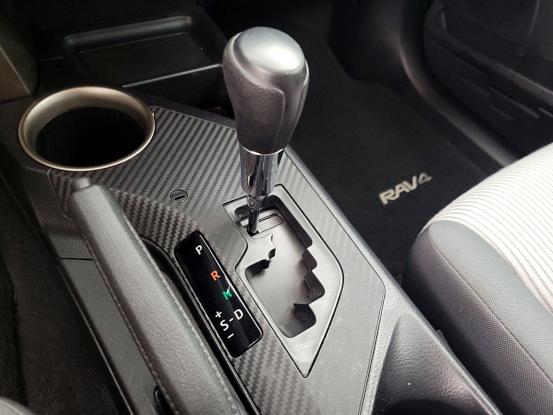 Thumbnail: 2014 Toyota RAV4 - 17