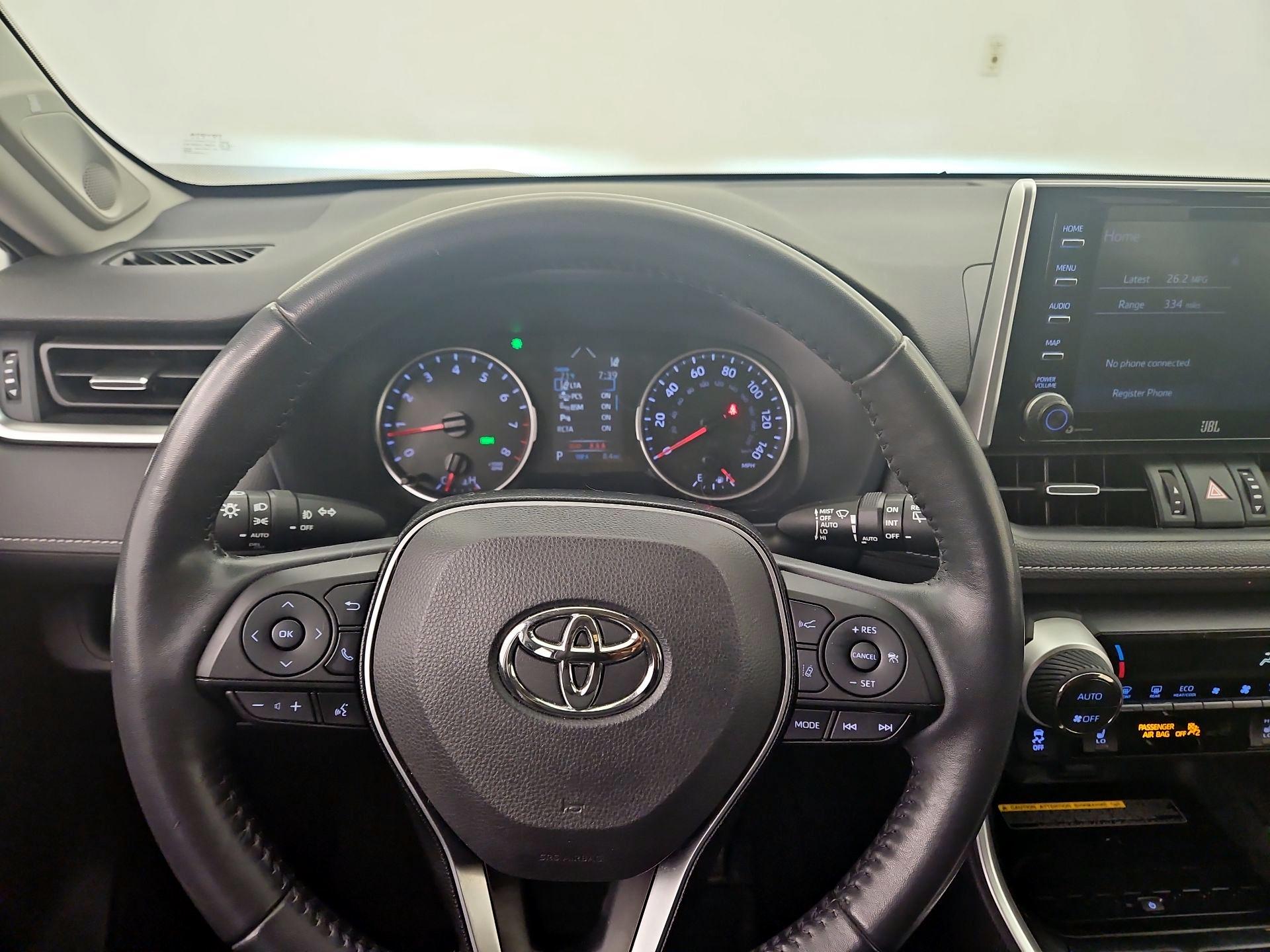 Thumbnail: 2019 Toyota RAV4 - 10