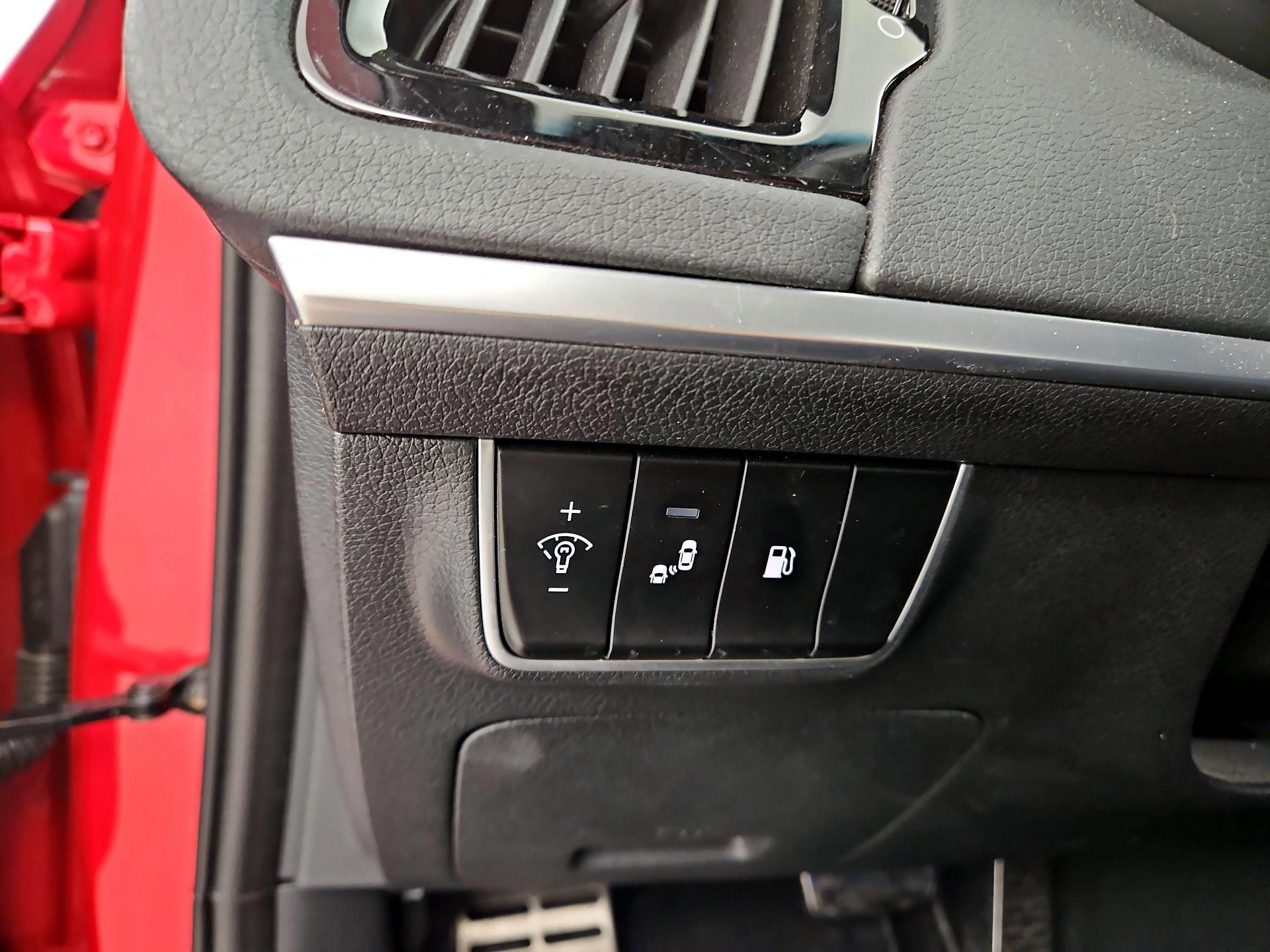 Thumbnail: 2019 Kia Stinger - 13