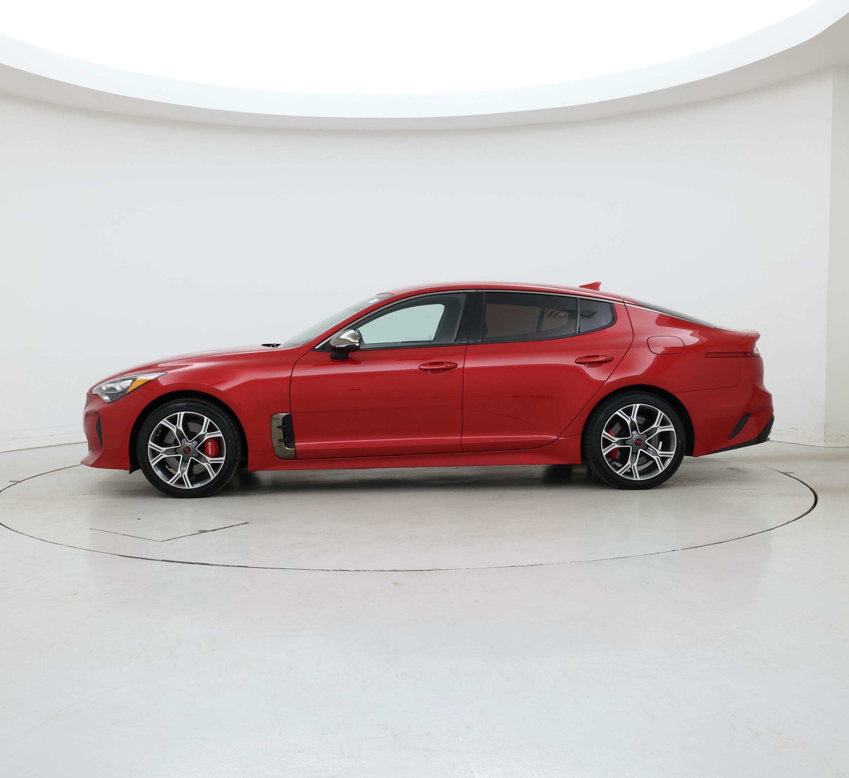Thumbnail: 2019 Kia Stinger - 3