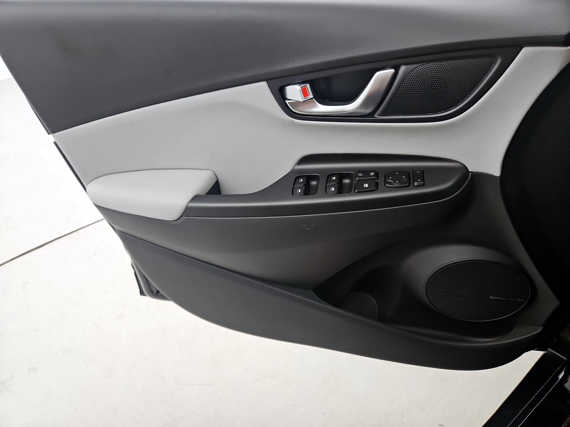 Thumbnail: 2022 Hyundai Kona - 12