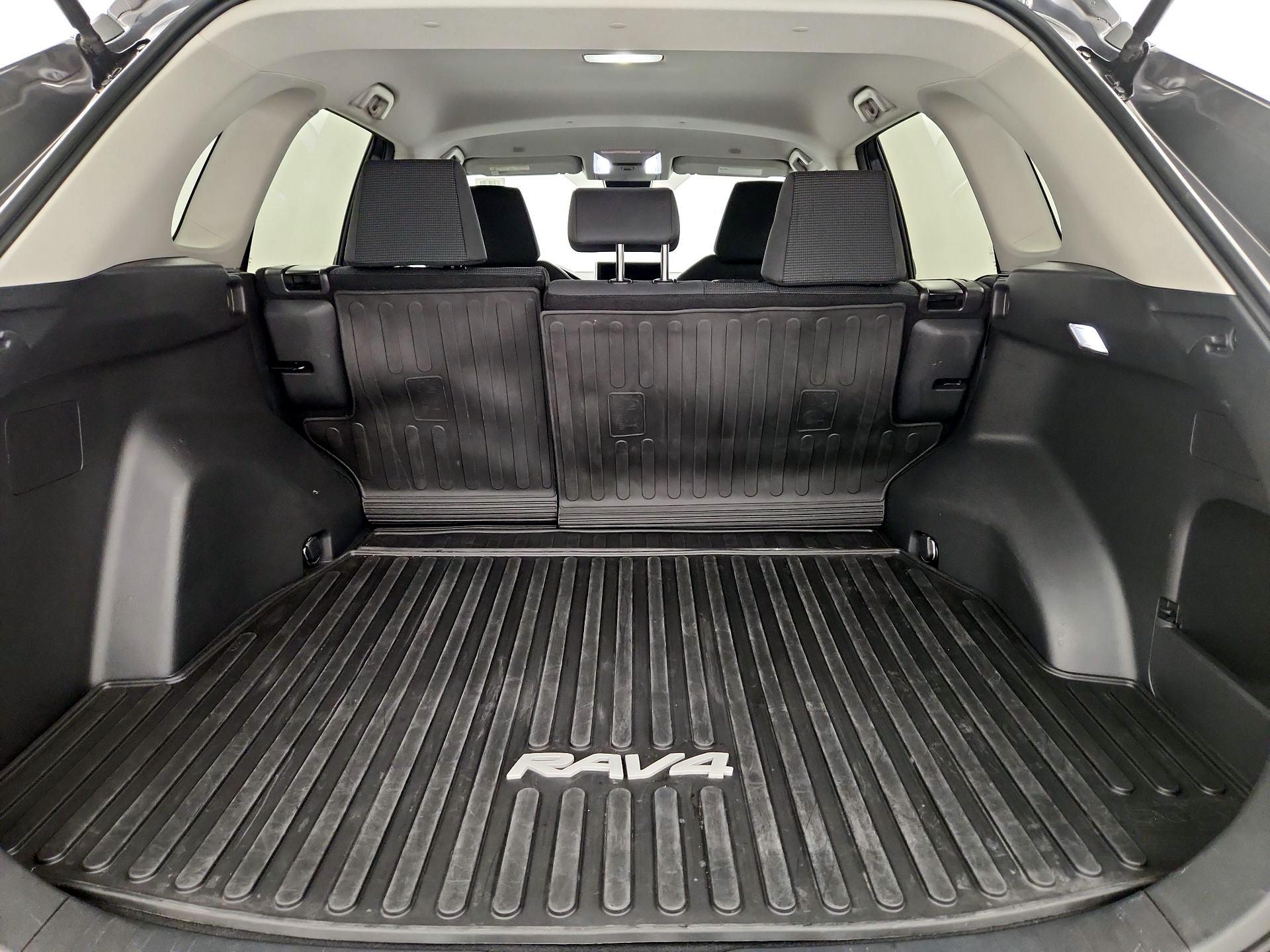 Thumbnail: 2024 Toyota RAV4 - 20