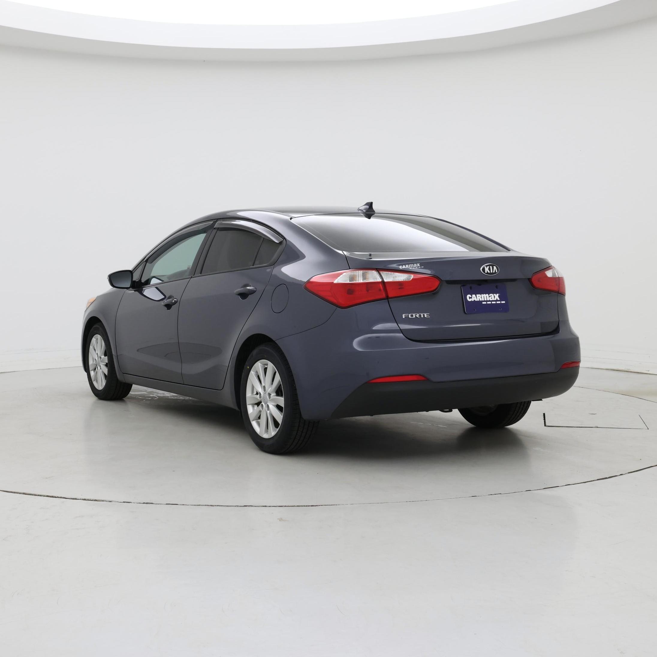 Thumbnail: 2016 Kia Forte - 2
