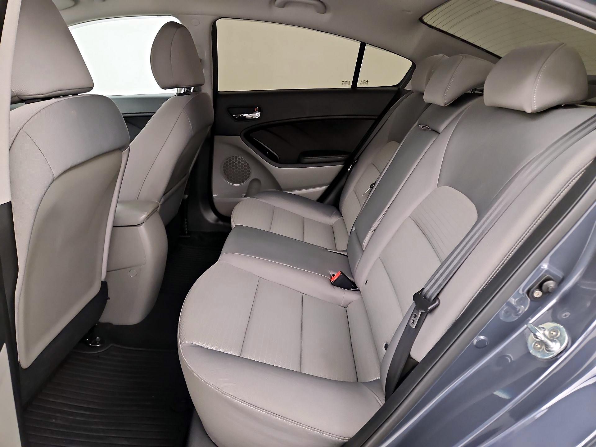 Thumbnail: 2016 Kia Forte - 19