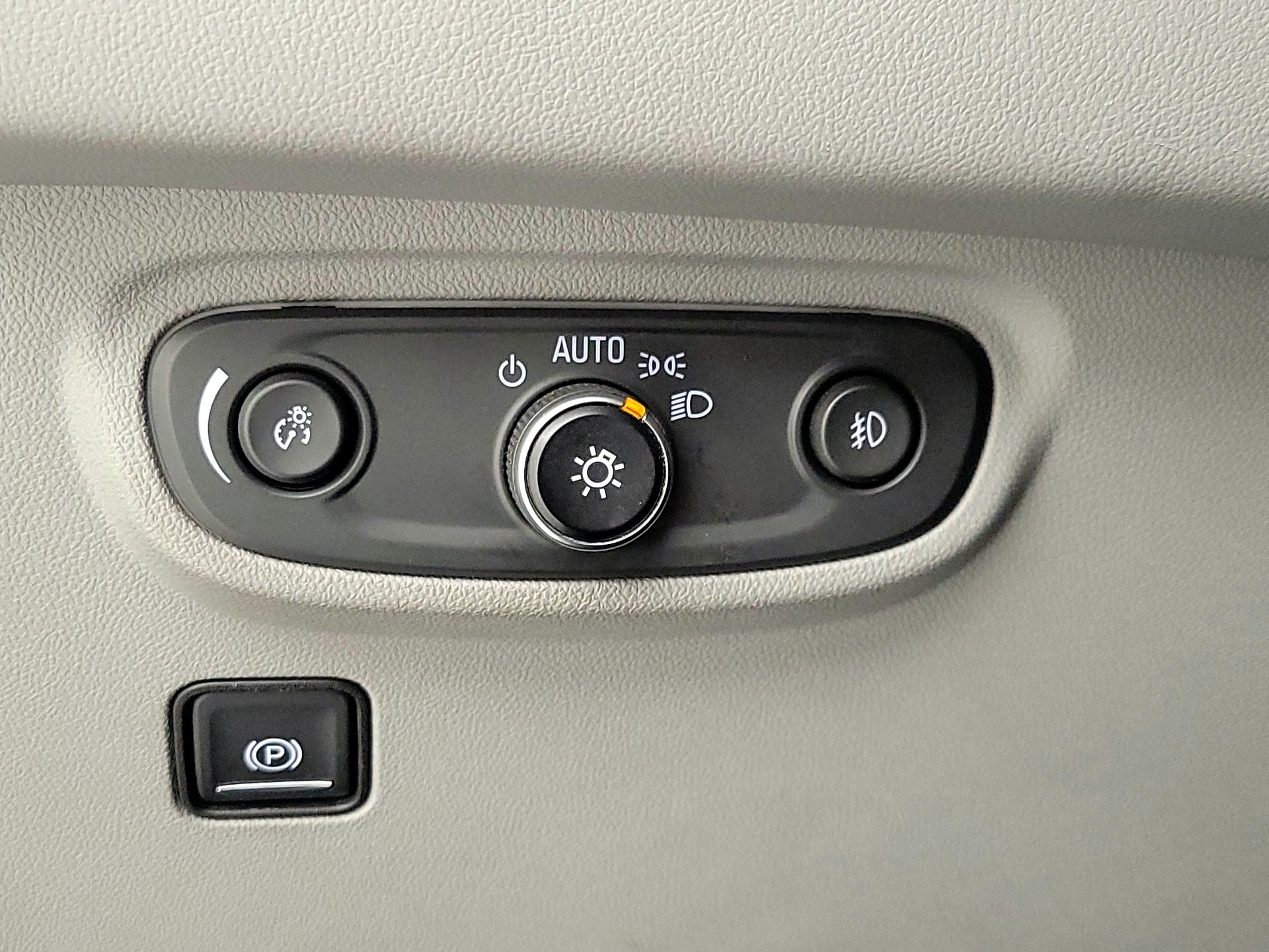 Thumbnail: 2018 GMC Terrain - 13