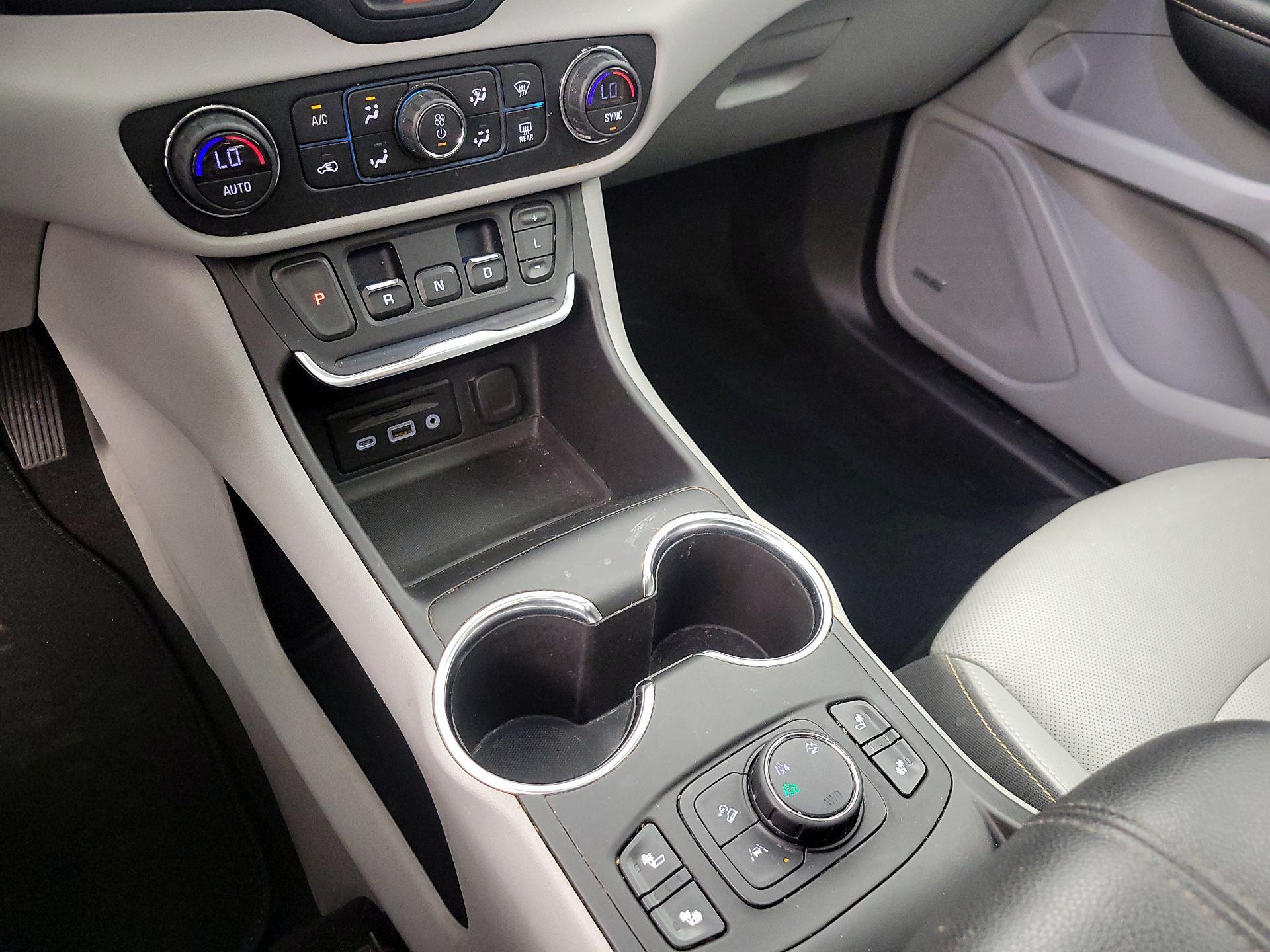 Thumbnail: 2018 GMC Terrain - 18