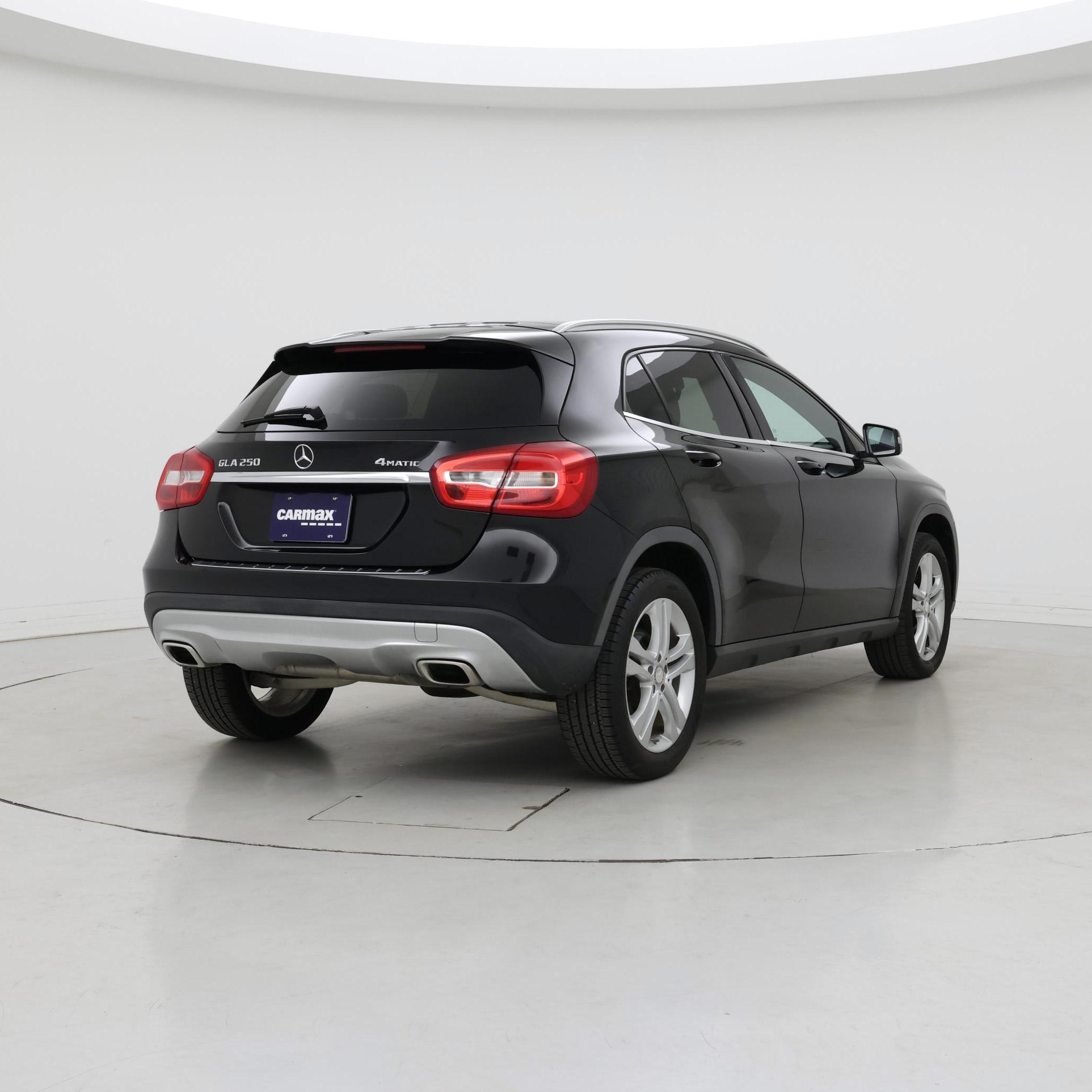 Thumbnail: 2016 Mercedes-Benz GLA - 8