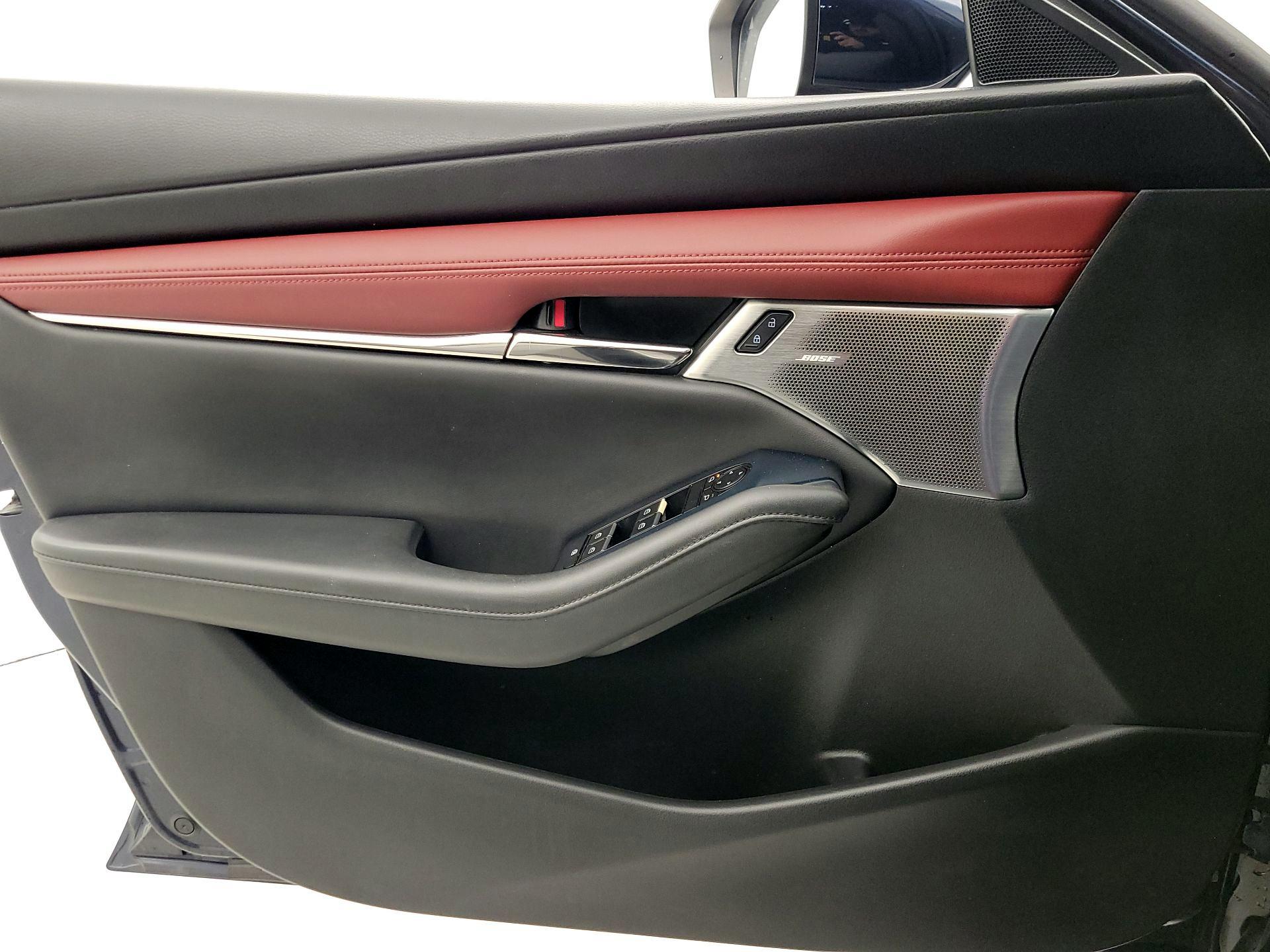 Thumbnail: 2020 Mazda Mazda3 - 12