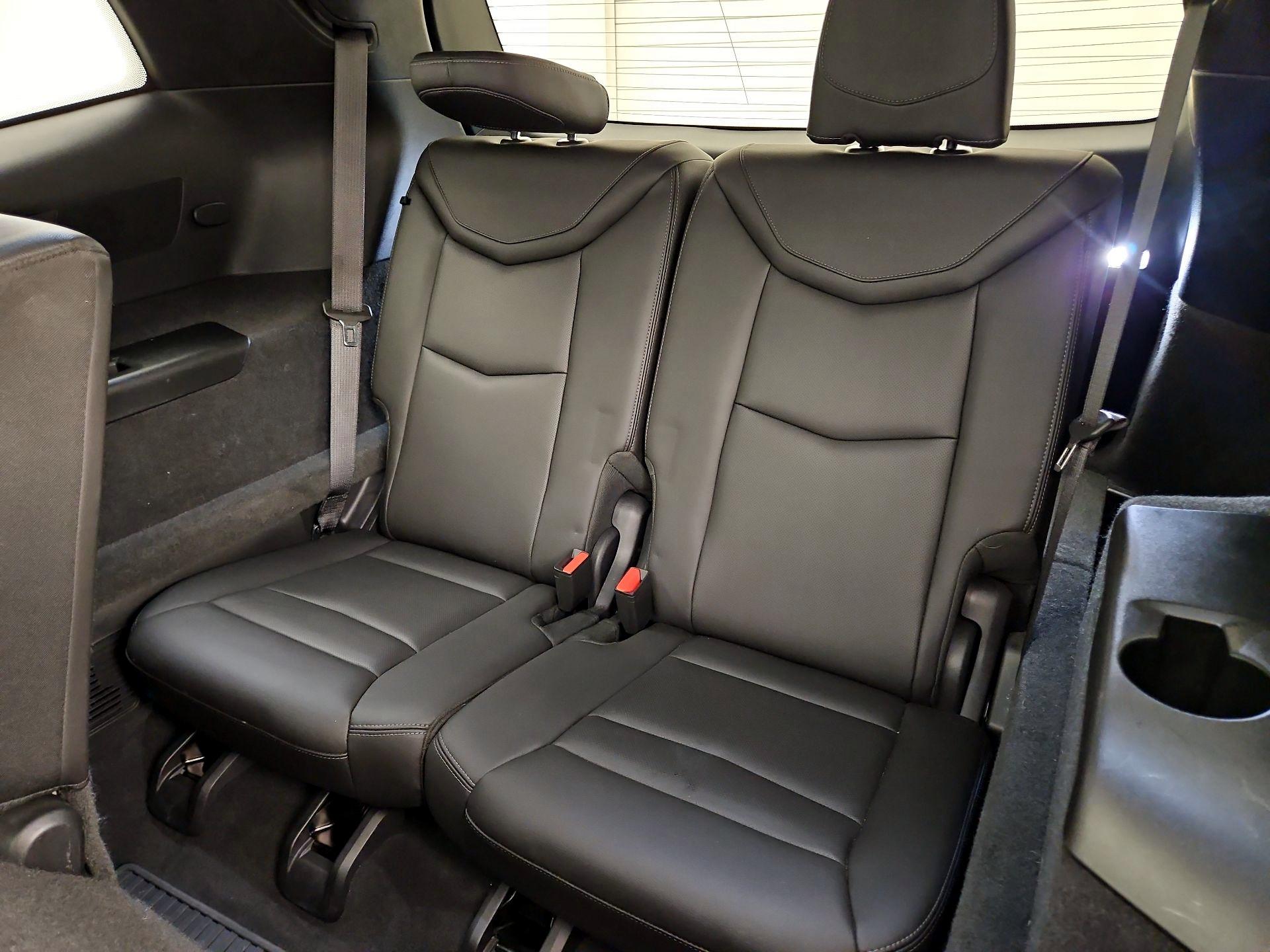 Thumbnail: 2020 Cadillac XT6 - 20